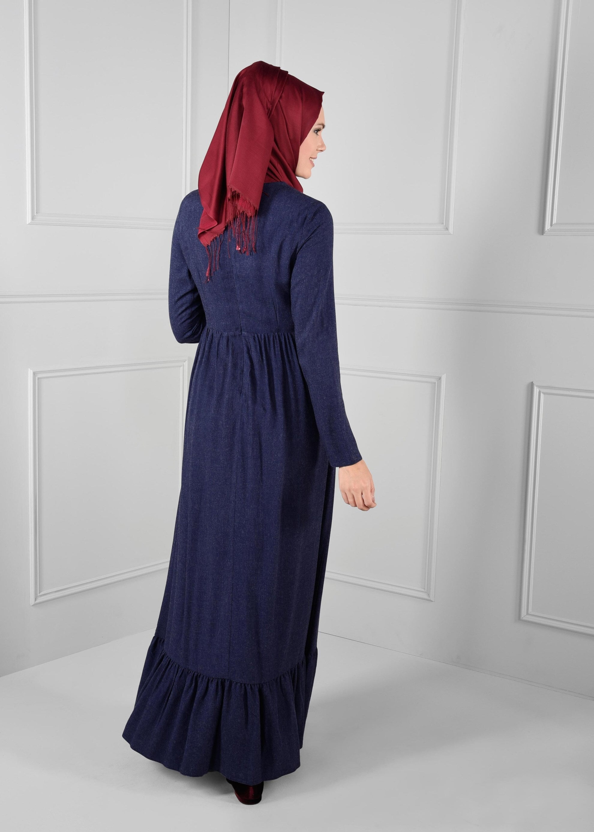 Tesettür giyim LACİVERT NAKIŞ DÜĞME DETAYLI ELBİSE 4668