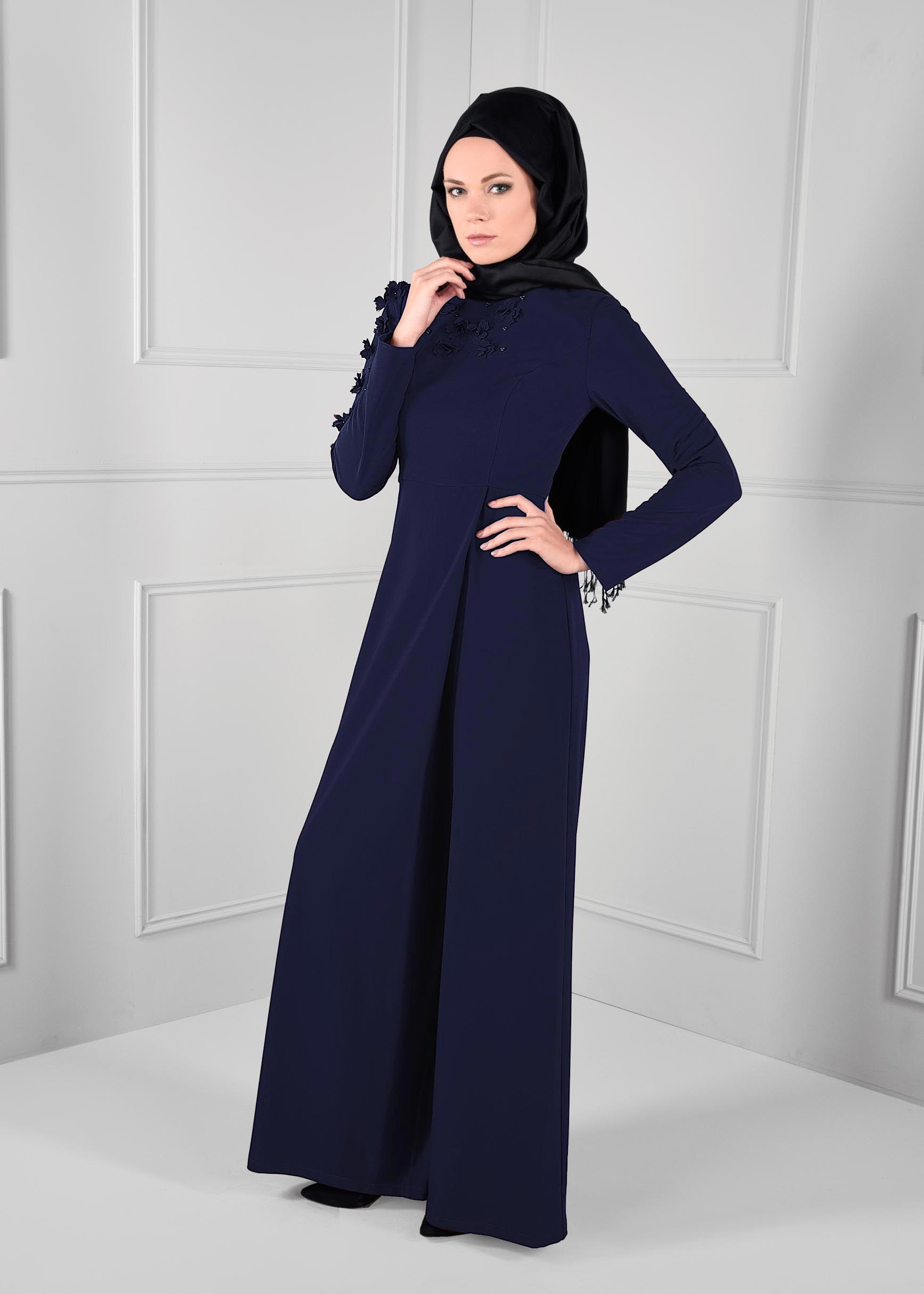Vêtements hijab BLEU MARINE COMBINAISON À FLEURIE 4677 