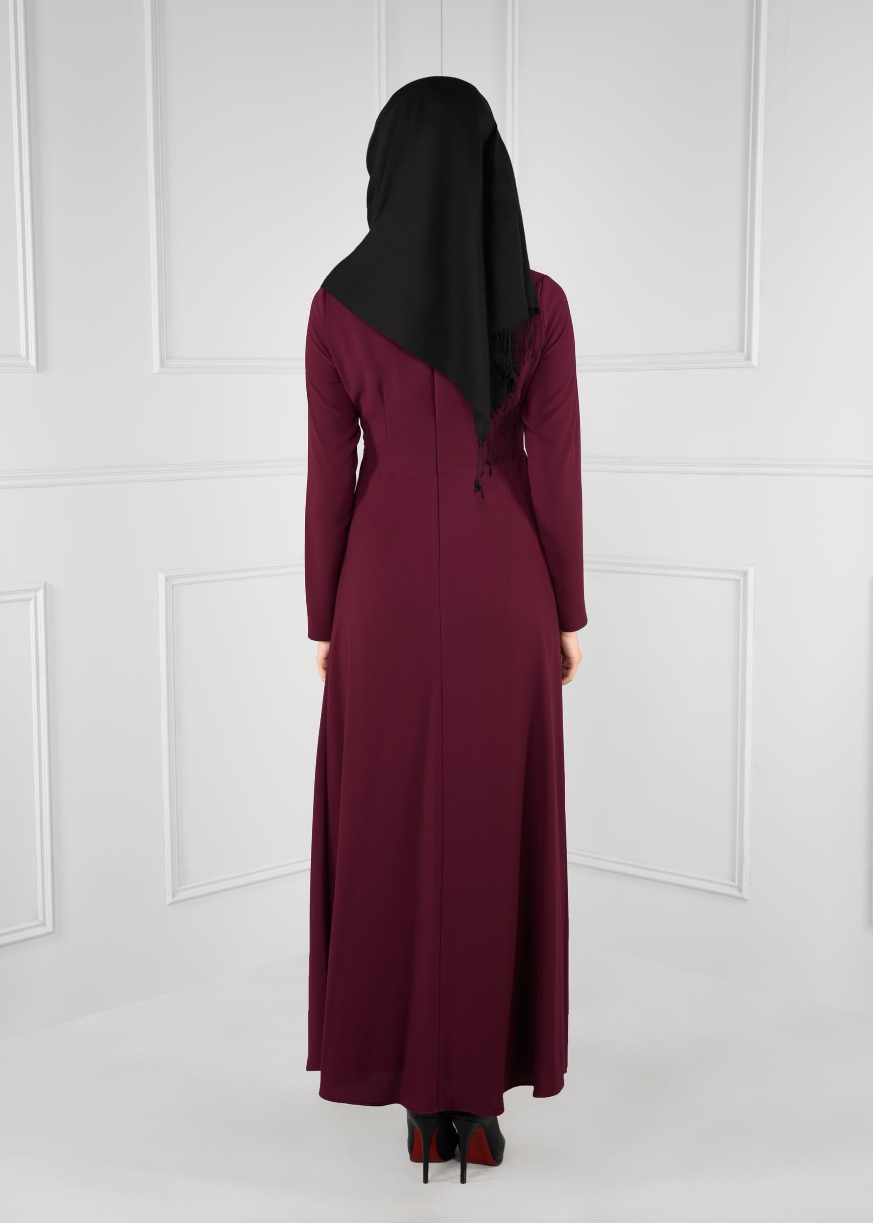 Tesettür giyim MÜRDÜM ZİNCİR DETAYLI ELBİSE 4702