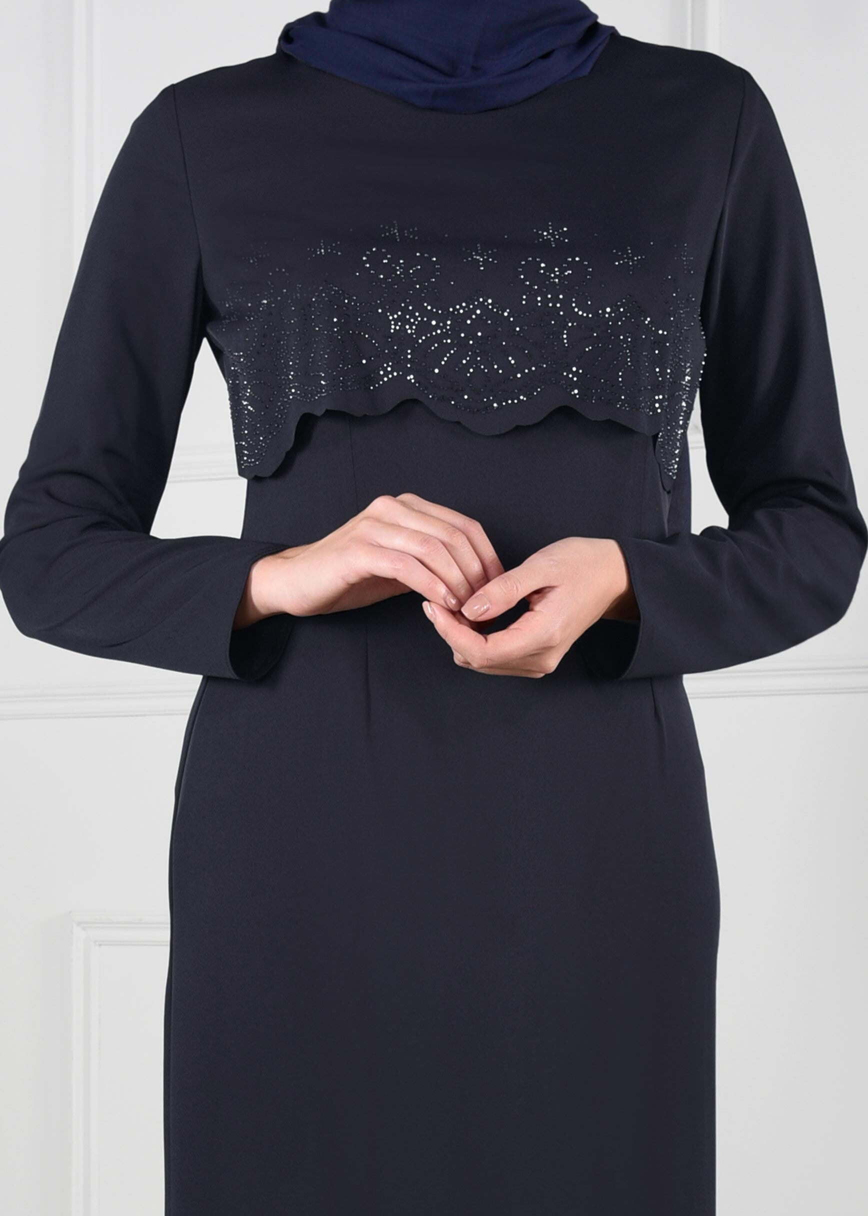 Tesettür giyim LACİVERT TAŞ BASKILI ELBİSE 4733