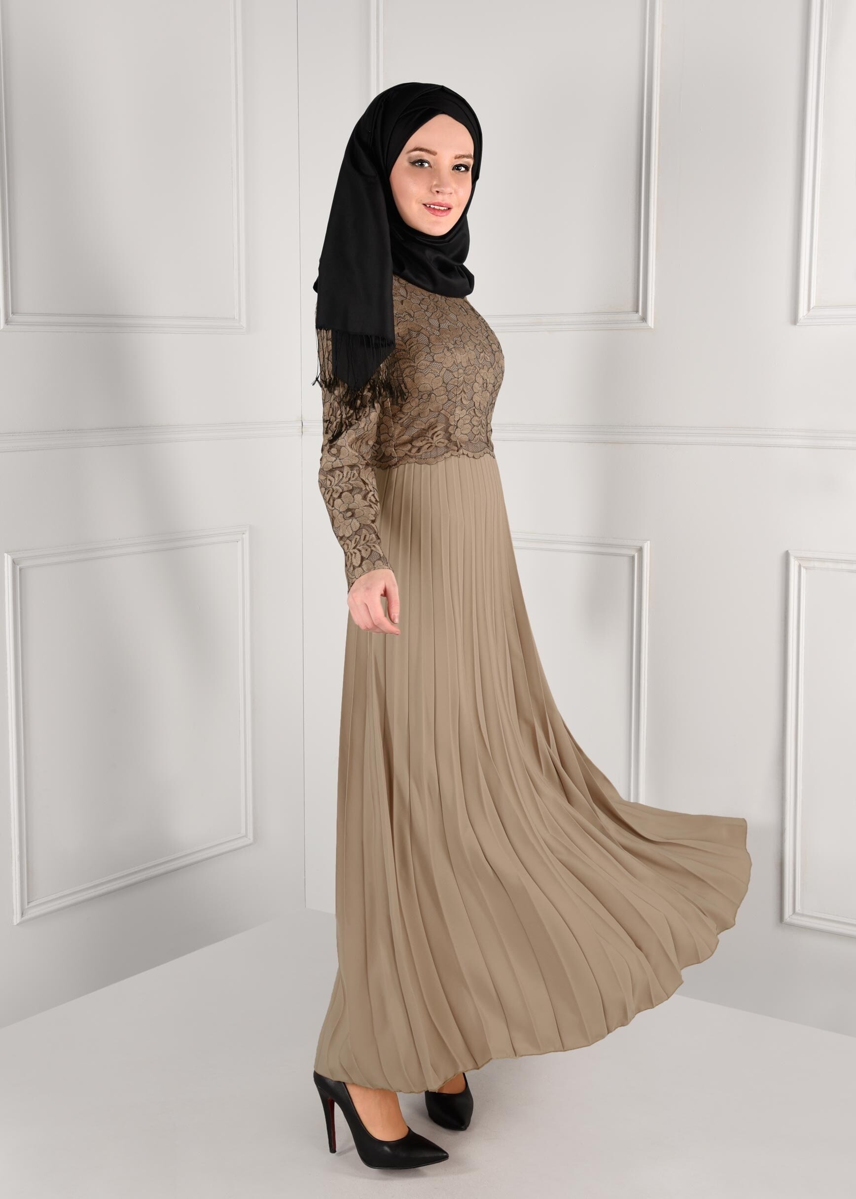 Tesettür giyim KAHVE DANTEL PİLİSELİ ELBİSE 4772