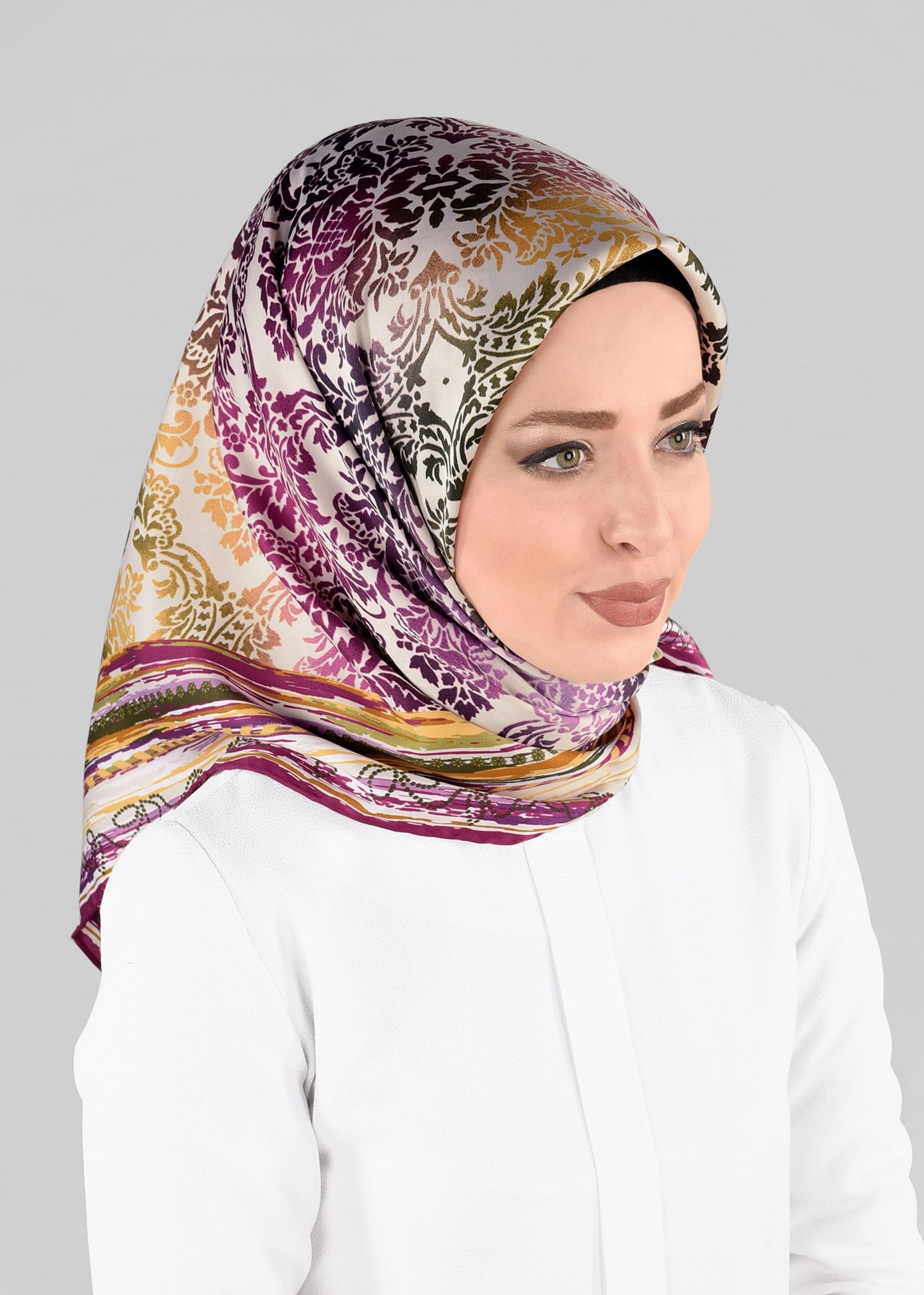 Tesettür giyim FUŞYA 10063-1 ALVİNA DESENLİ EŞARP