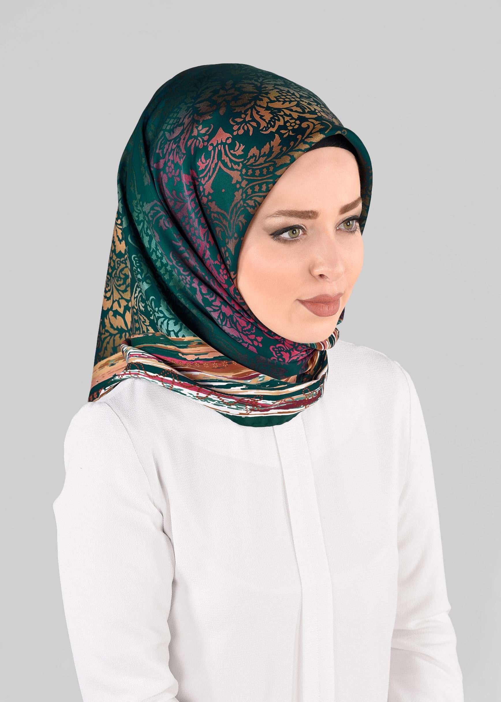 Tesettür giyim YEŞİL 10063-1 ALVİNA DESENLİ EŞARP