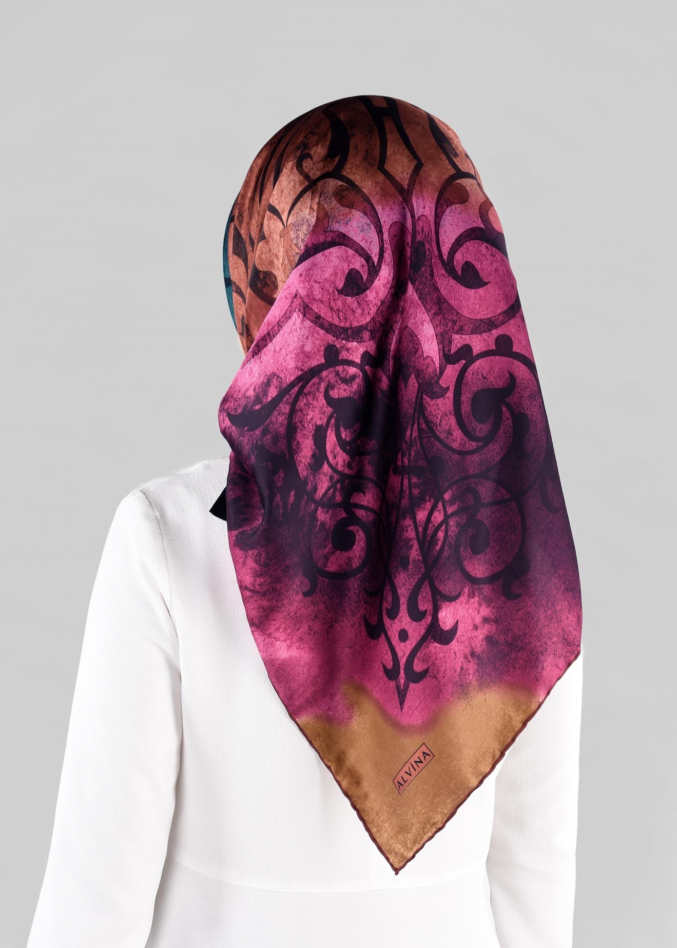 Tesettür giyim FUŞYA 10064-1  ALVİNA DESENLİ EŞARP