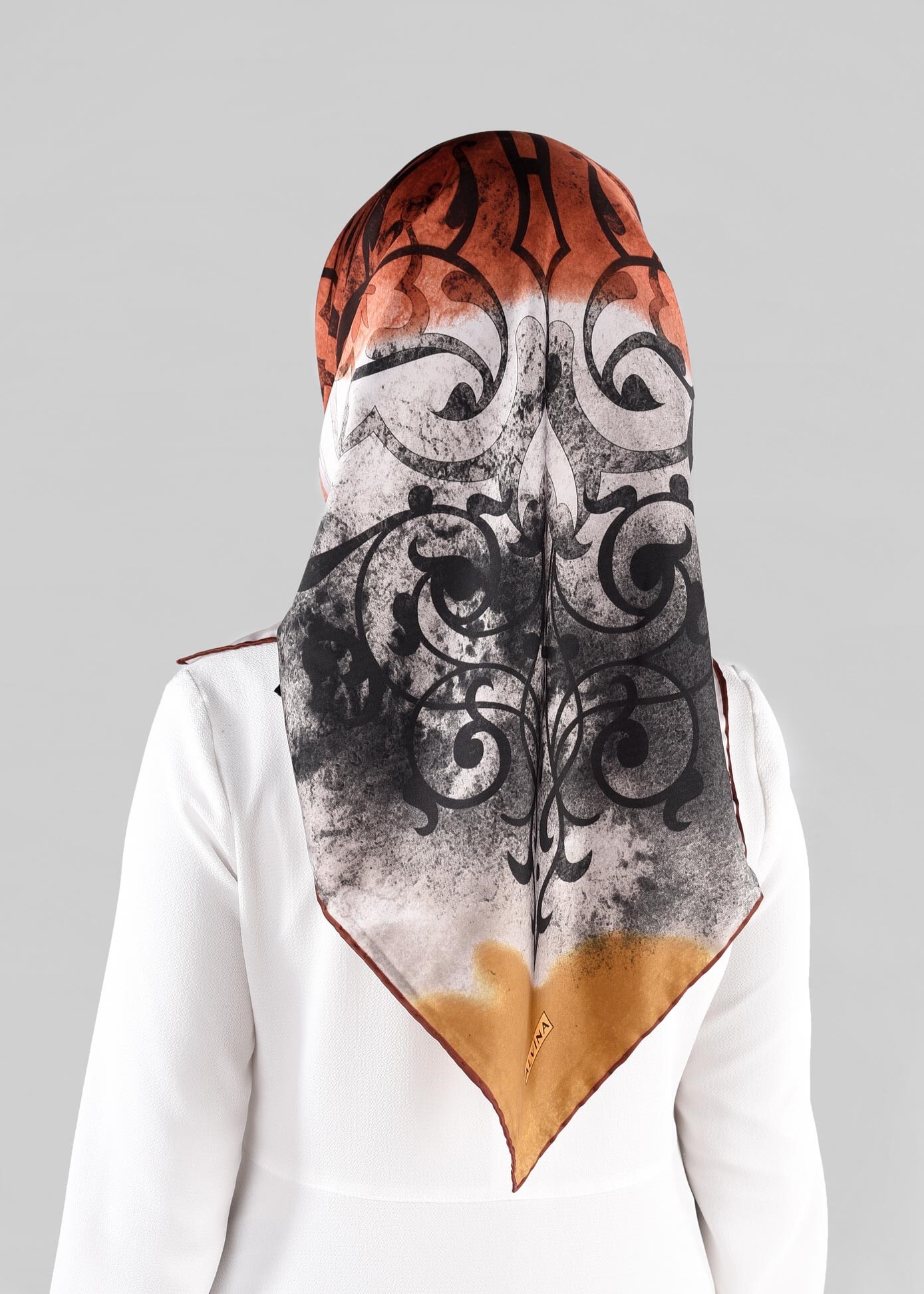 Tesettür giyim TURUNCU 10064-1  ALVİNA DESENLİ EŞARP