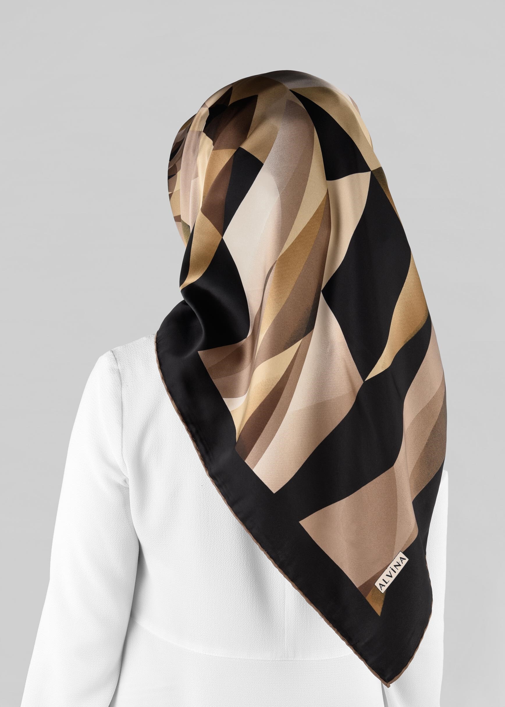 Tesettür giyim SİYAH 12971-1 ALVİNA DESENLİ EŞARP