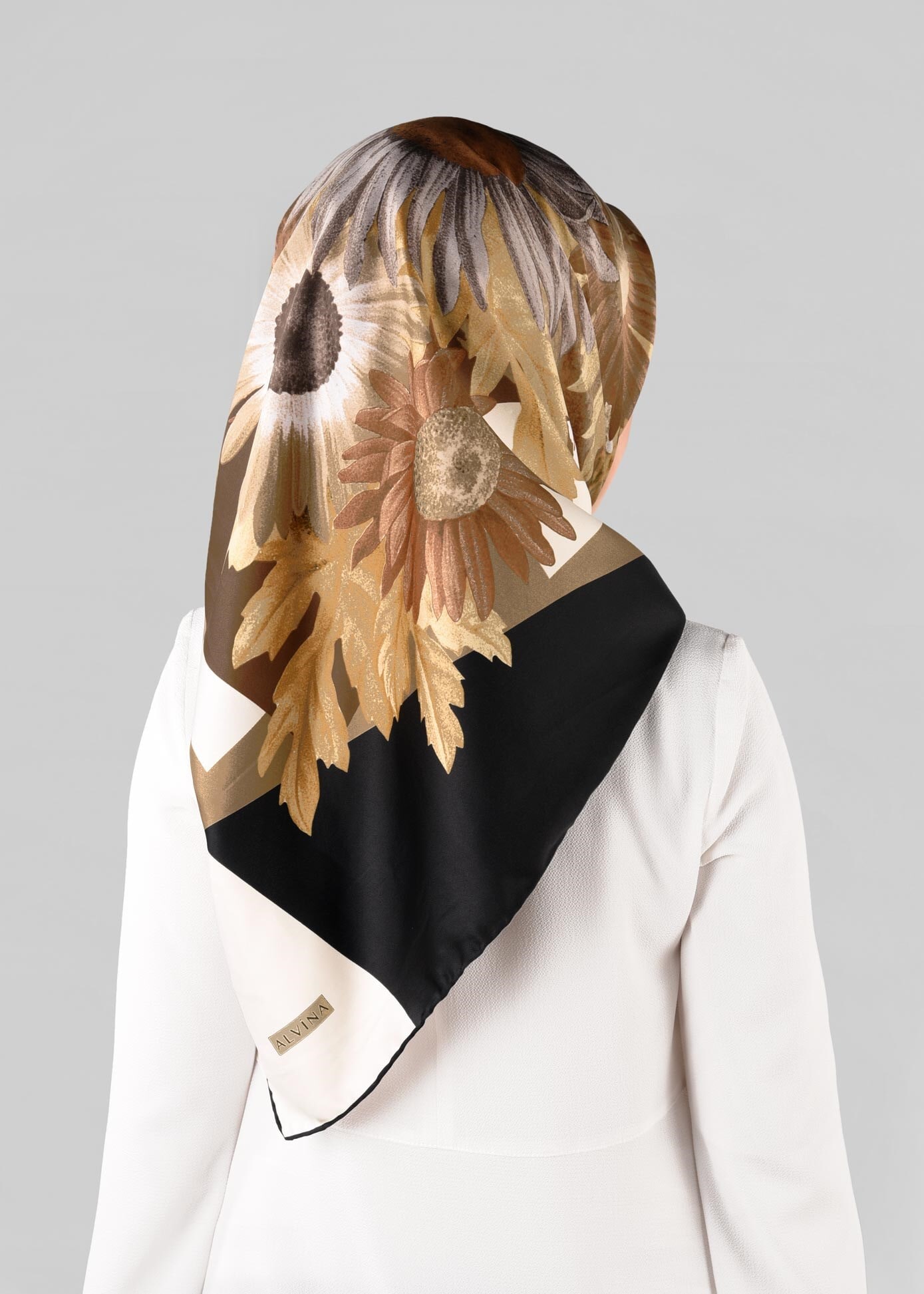 Tesettür giyim SİYAH 12972-1 ALVİNA DESENLİ EŞARP