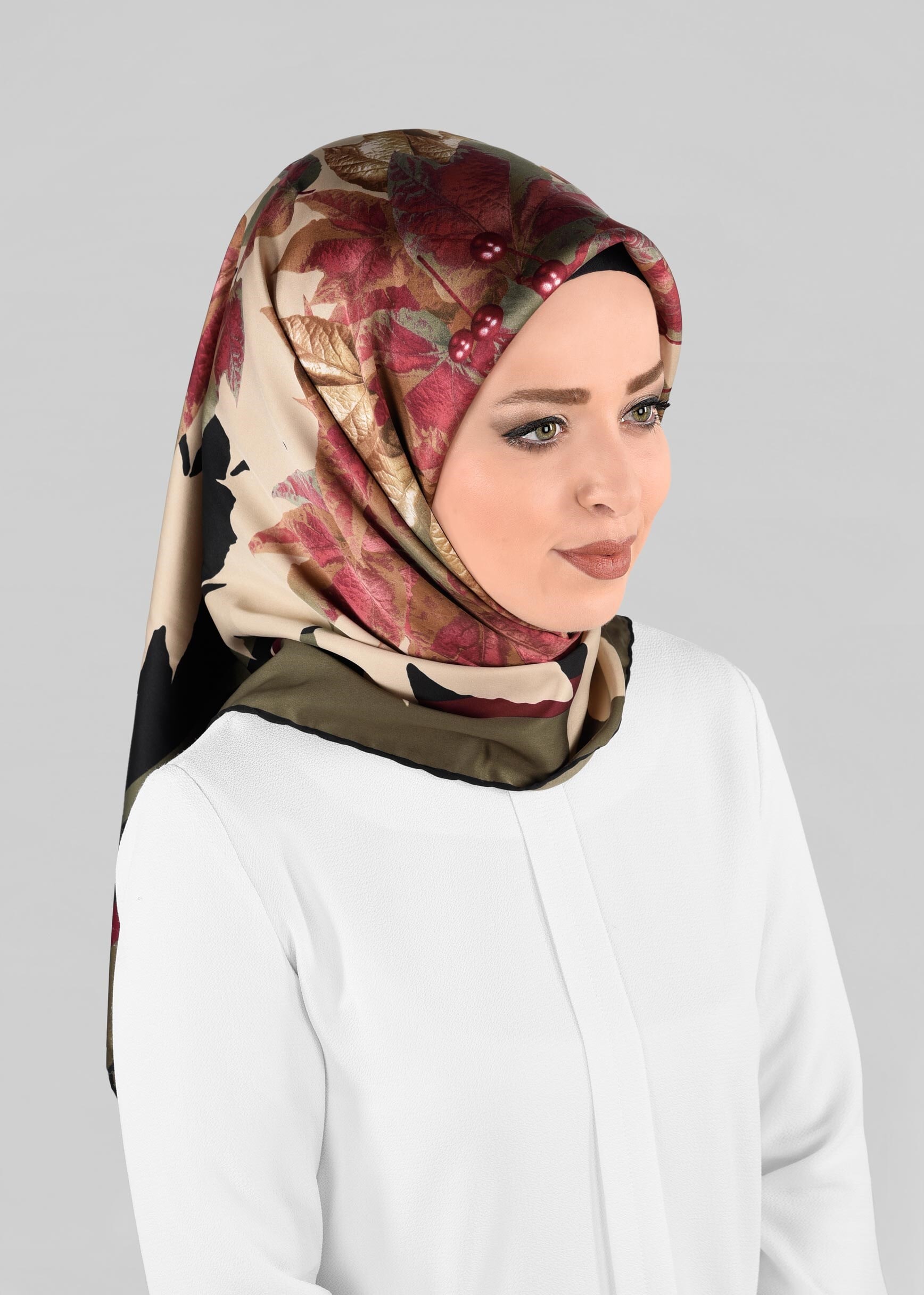 Tesettür giyim HAKİ 12973-1 ALVİNA DESENLİ EŞARP