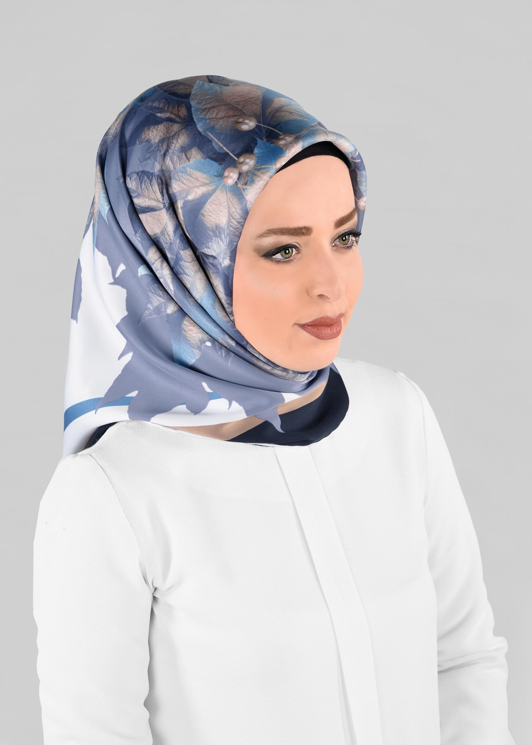 Tesettür giyim LACİVERT 12973-1 ALVİNA DESENLİ EŞARP