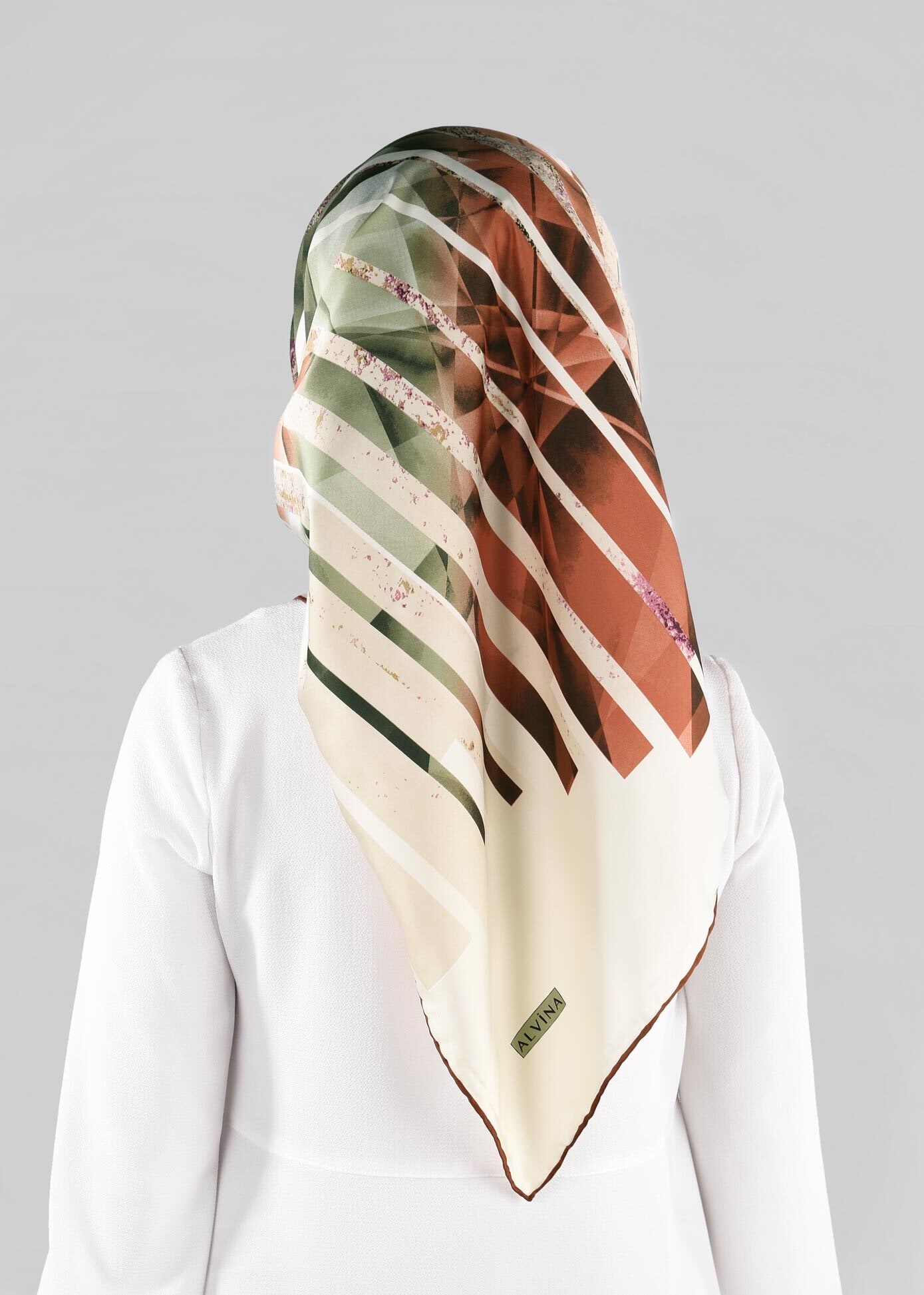 Tesettür giyim BEJ 12981-1 ALVİNA DESENLİ EŞARP