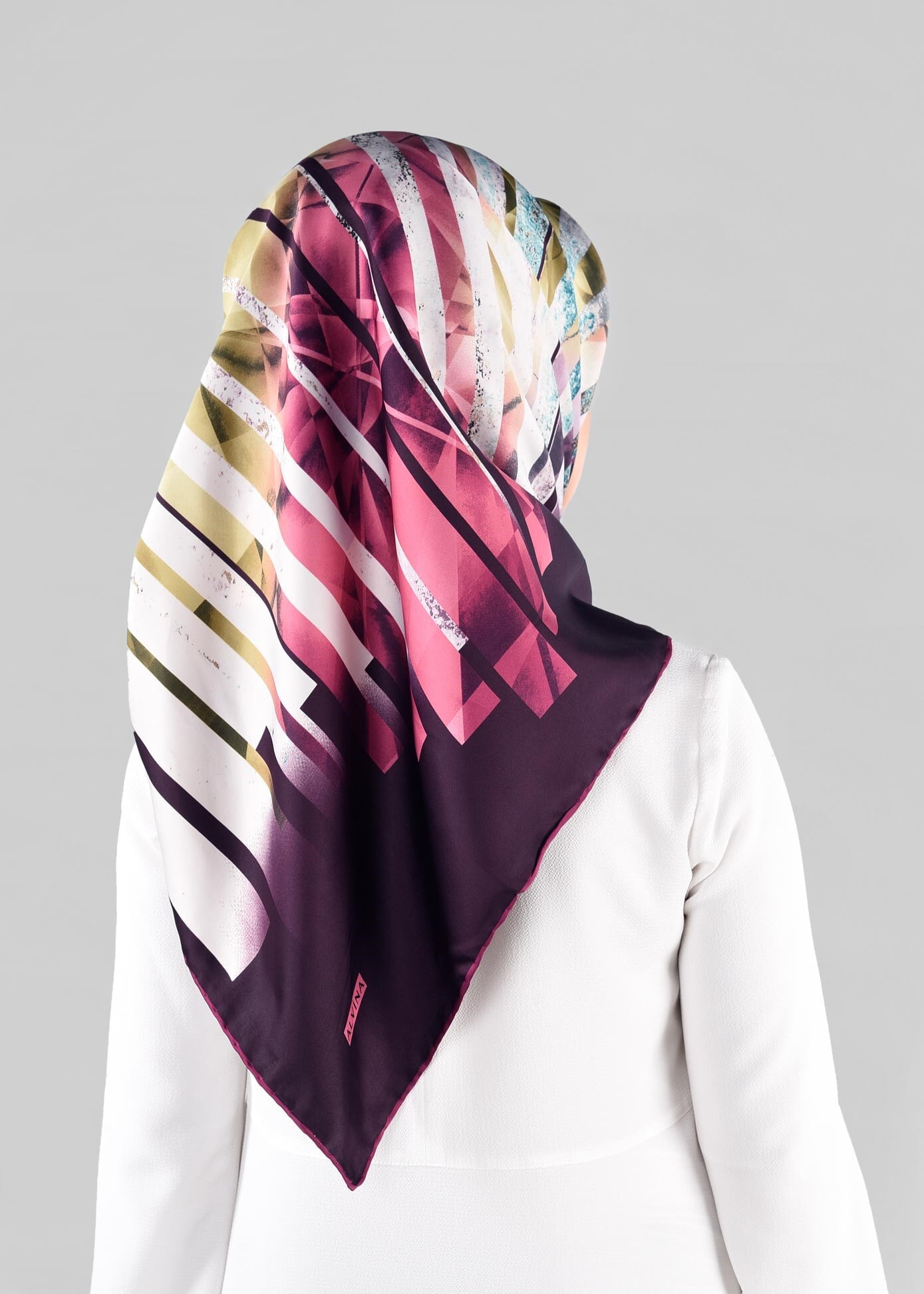 Tesettür giyim MÜRDÜM 12981-1 ALVİNA DESENLİ EŞARP