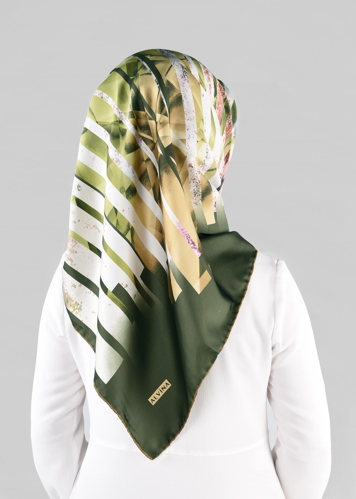 Tesettür giyim YEŞİL 12981-1 ALVİNA DESENLİ EŞARP