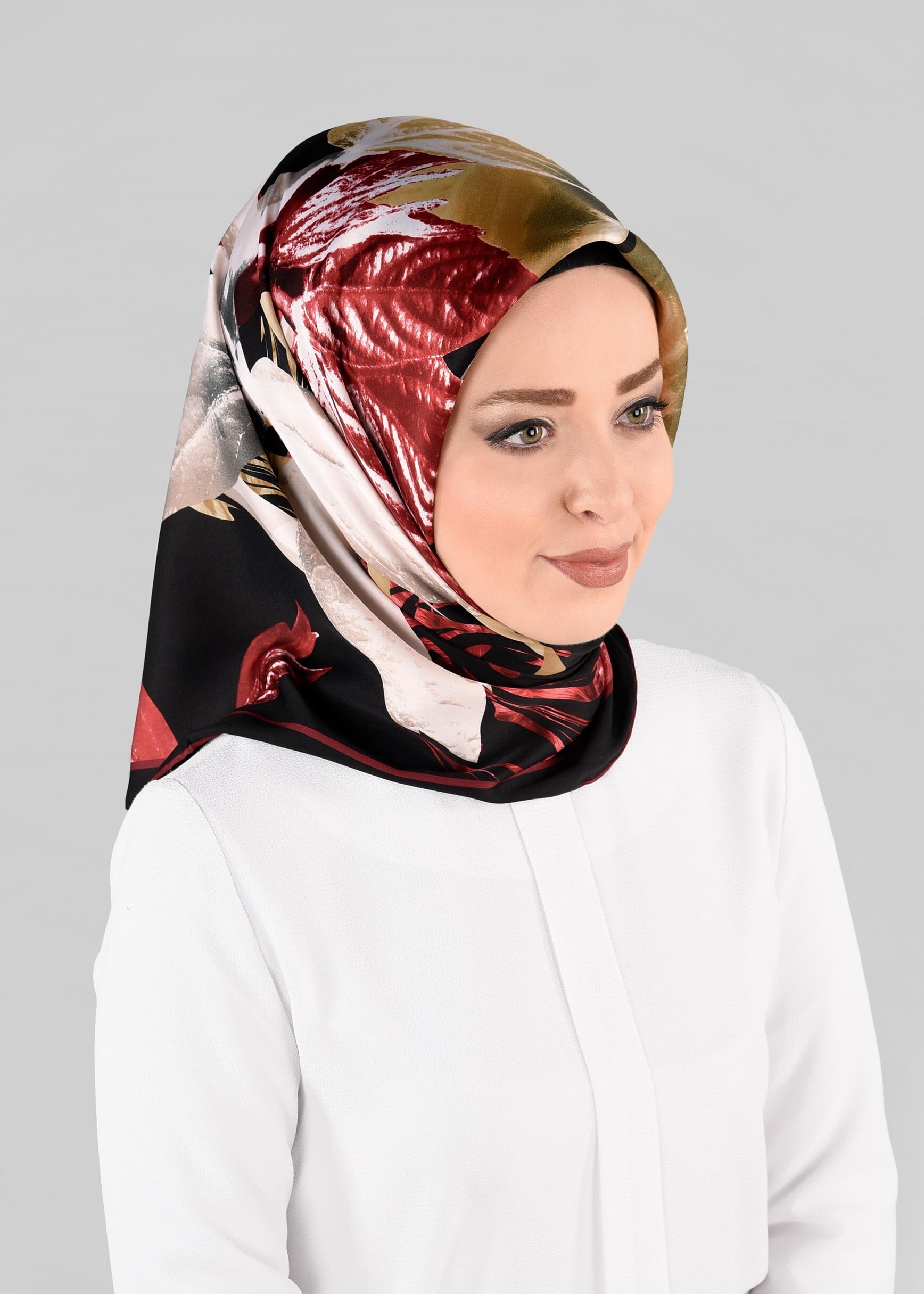 Tesettür giyim SİYAH 12982-1 ALVİNA DESENLİ EŞARP