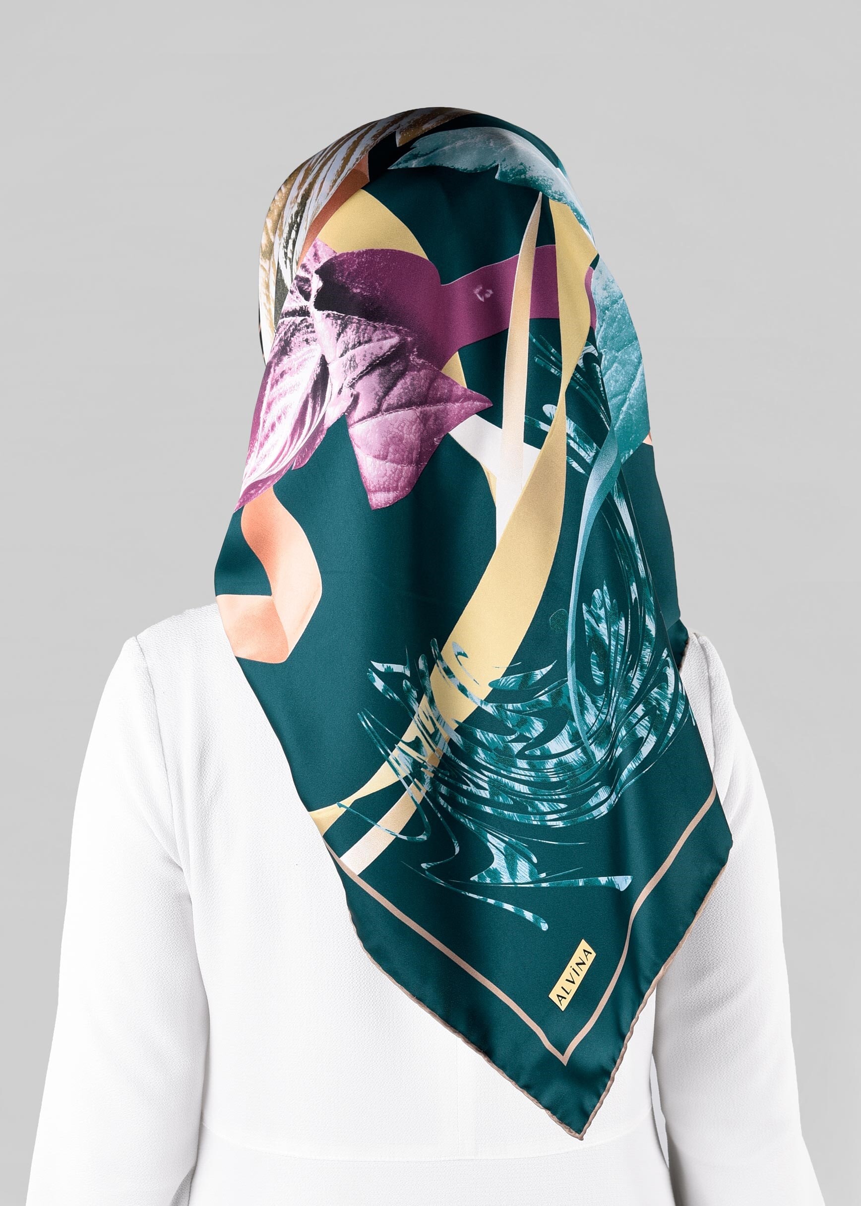 Tesettür giyim MAVİ 12982-1 ALVİNA DESENLİ EŞARP