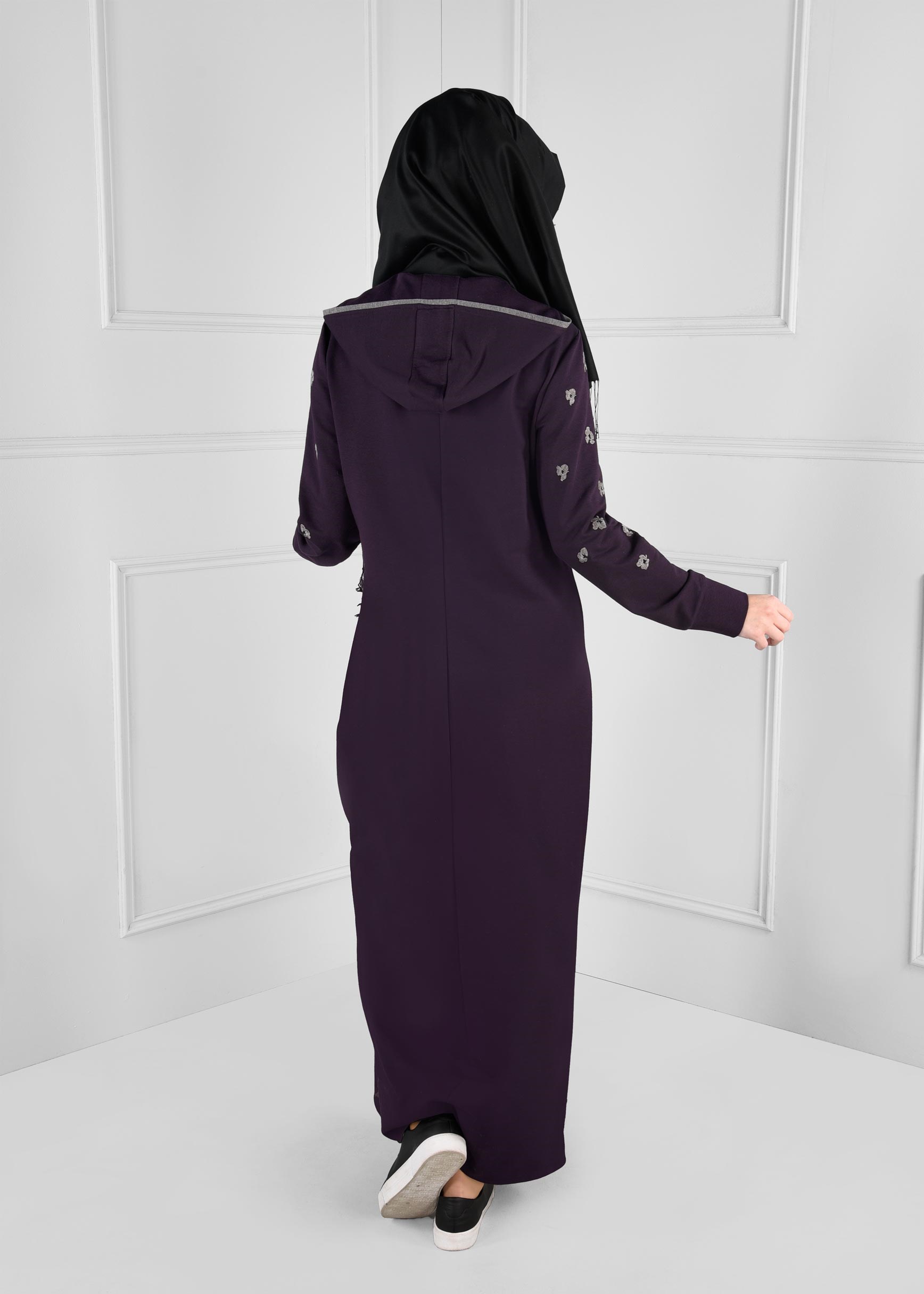 Tesettür giyim MOR NAKIŞ DETAYLI FERMUARLI EŞOFMAN TUNİK 4654