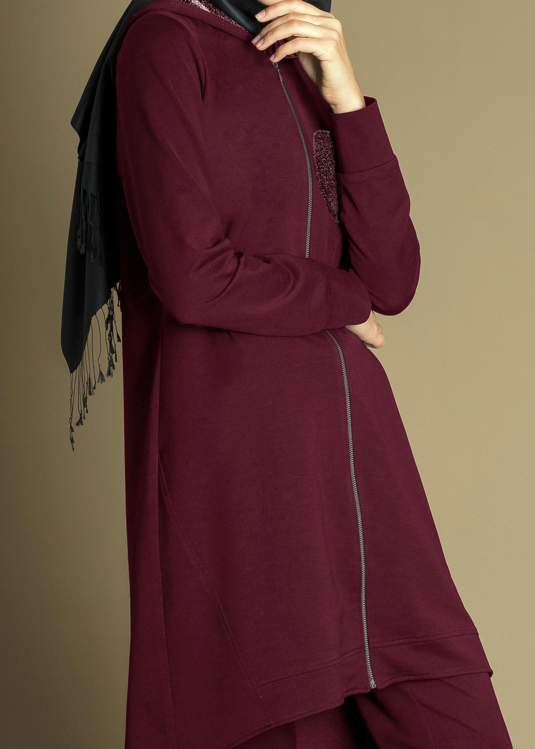 Tesettür giyim BORDO ETEK UCU OVAL KESİM SİM DETAYLI 2Lİ EŞOFMAN TAKIM 4656