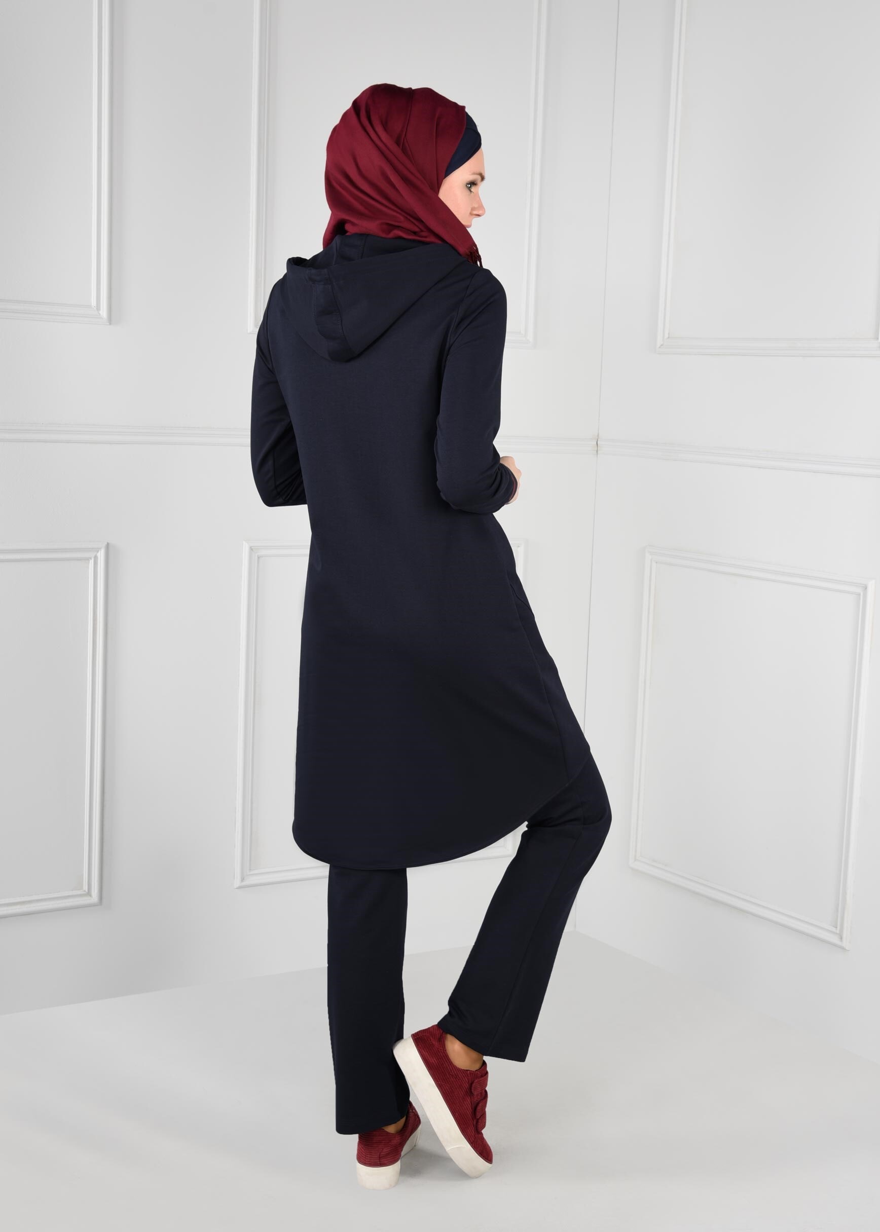 Tesettür giyim LACİVERT KAPÜŞONLU 2&prime;Lİ EŞOFMAN TAKIM 4663 