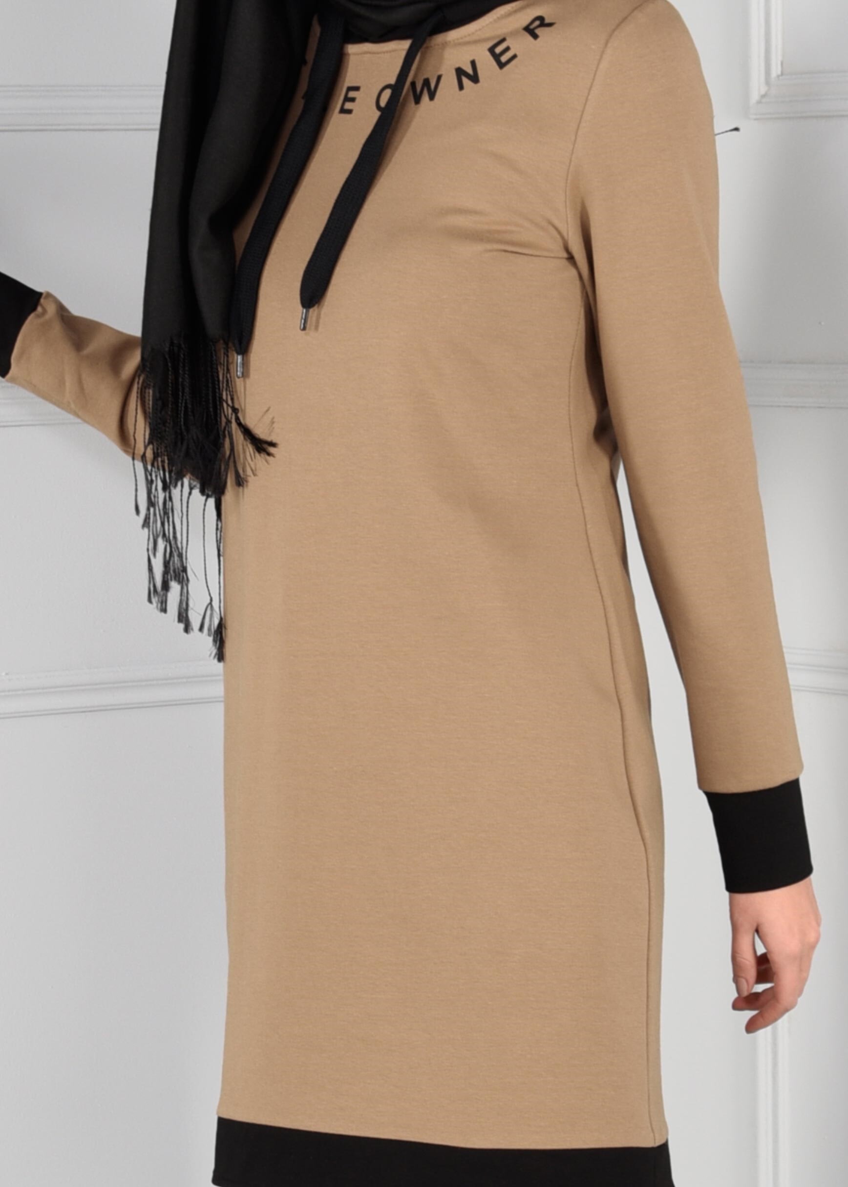 Tesettür giyim KAHVE KAPÜŞONLU YAZI DETAYLI 2Lİ PANTOLON EŞOFMAN TAKIMI 4695