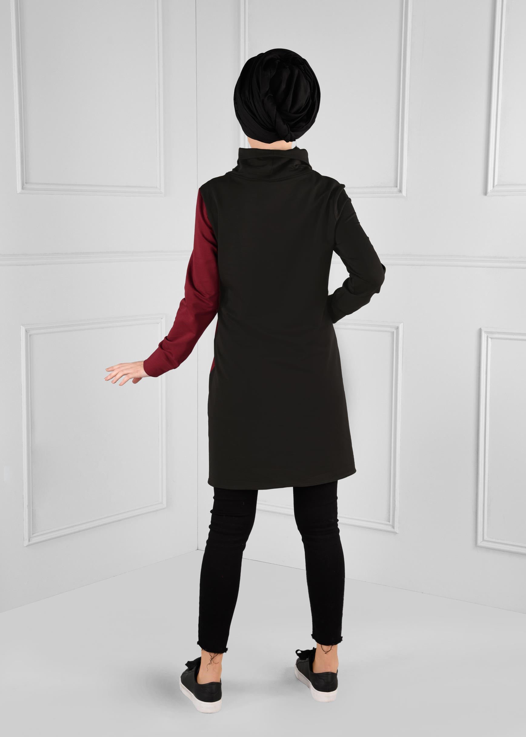 Tesettür giyim BORDO TAŞ BASKILI BOĞAZLI EŞOFMAN TUNİK 4746