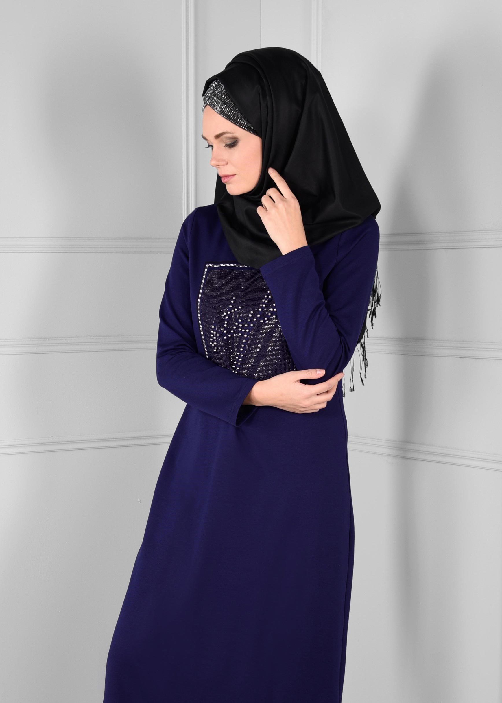 Tesettür giyim LACİVERT ÖNÜ BONCUKLU ETEĞİ VOLANLI EŞOFMAN ELBİSE  4747