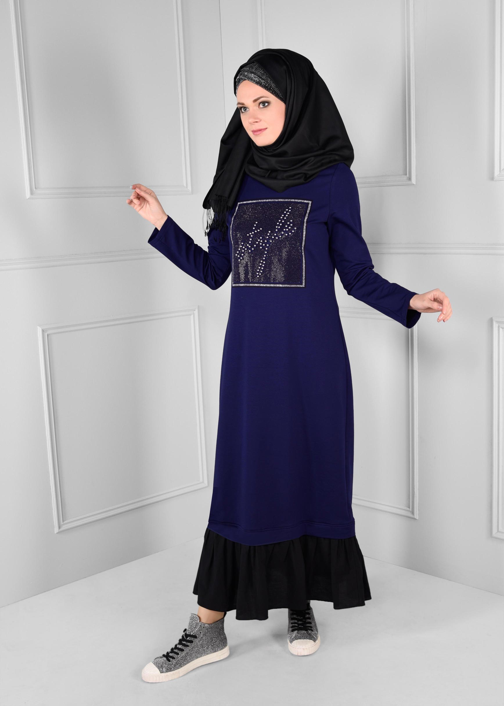 Tesettür giyim LACİVERT ÖNÜ BONCUKLU ETEĞİ VOLANLI EŞOFMAN ELBİSE  4747
