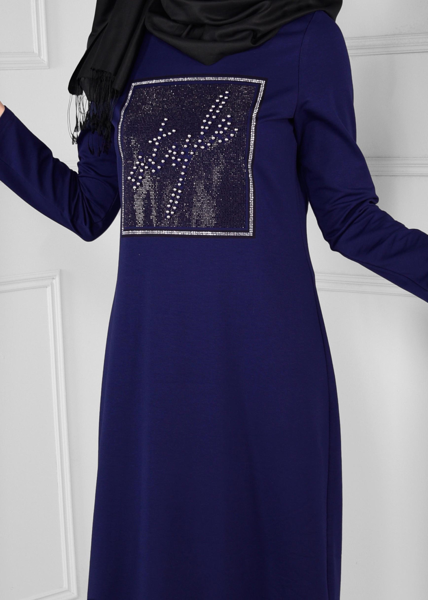 Tesettür giyim LACİVERT ÖNÜ BONCUKLU ETEĞİ VOLANLI EŞOFMAN ELBİSE  4747