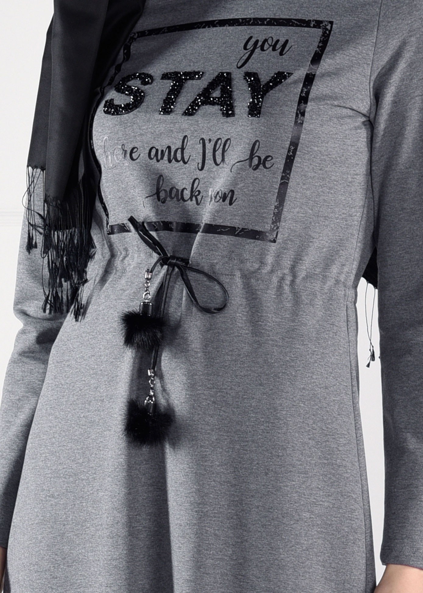 Vêtements hijab GRIS ROBE À IMPRIMÉE TAILLE-NOUÉE  4795 