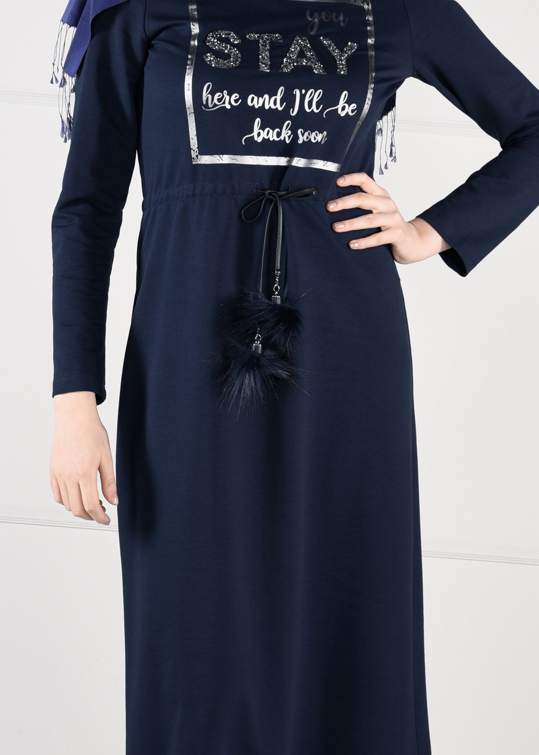 Vêtements hijab BLEU MARINE ROBE À IMPRIMÉE TAILLE-NOUÉE  4795 