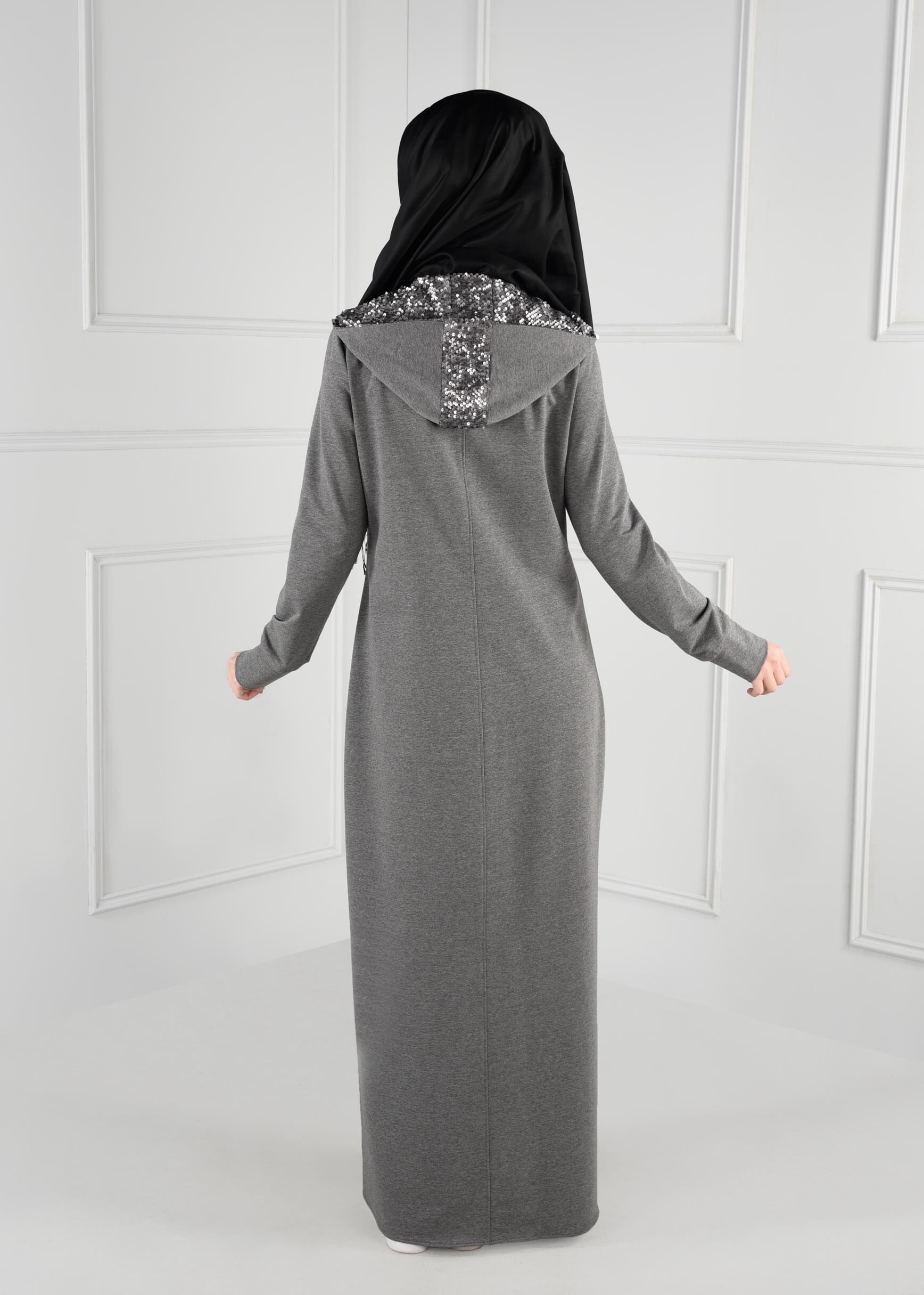 Tesettür giyim GRİ KAPÜŞONLU PAYETLİ FERMUARLI EŞOFMAN TUNİK 4801