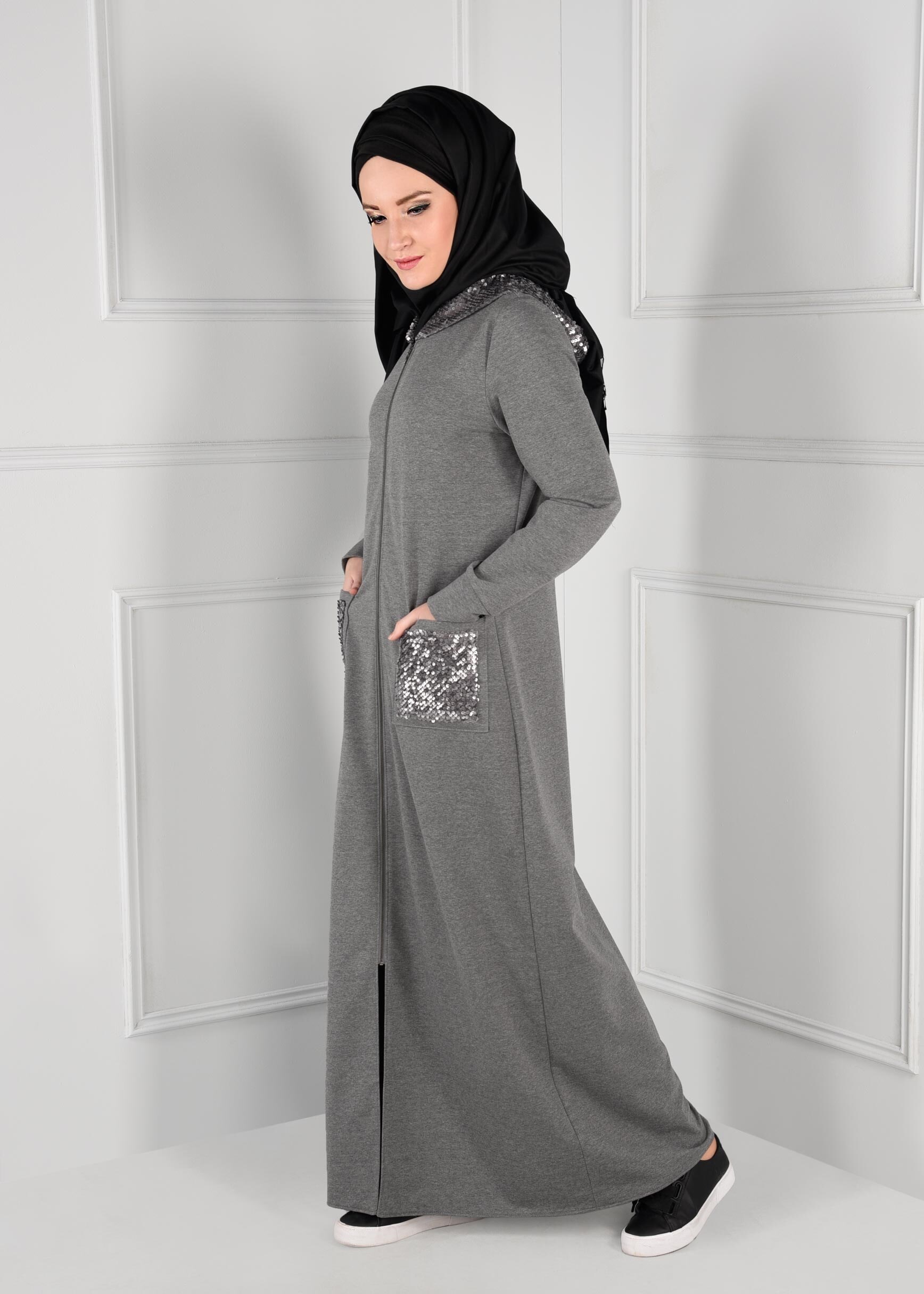 Tesettür giyim GRİ KAPÜŞONLU PAYETLİ FERMUARLI EŞOFMAN TUNİK 4801