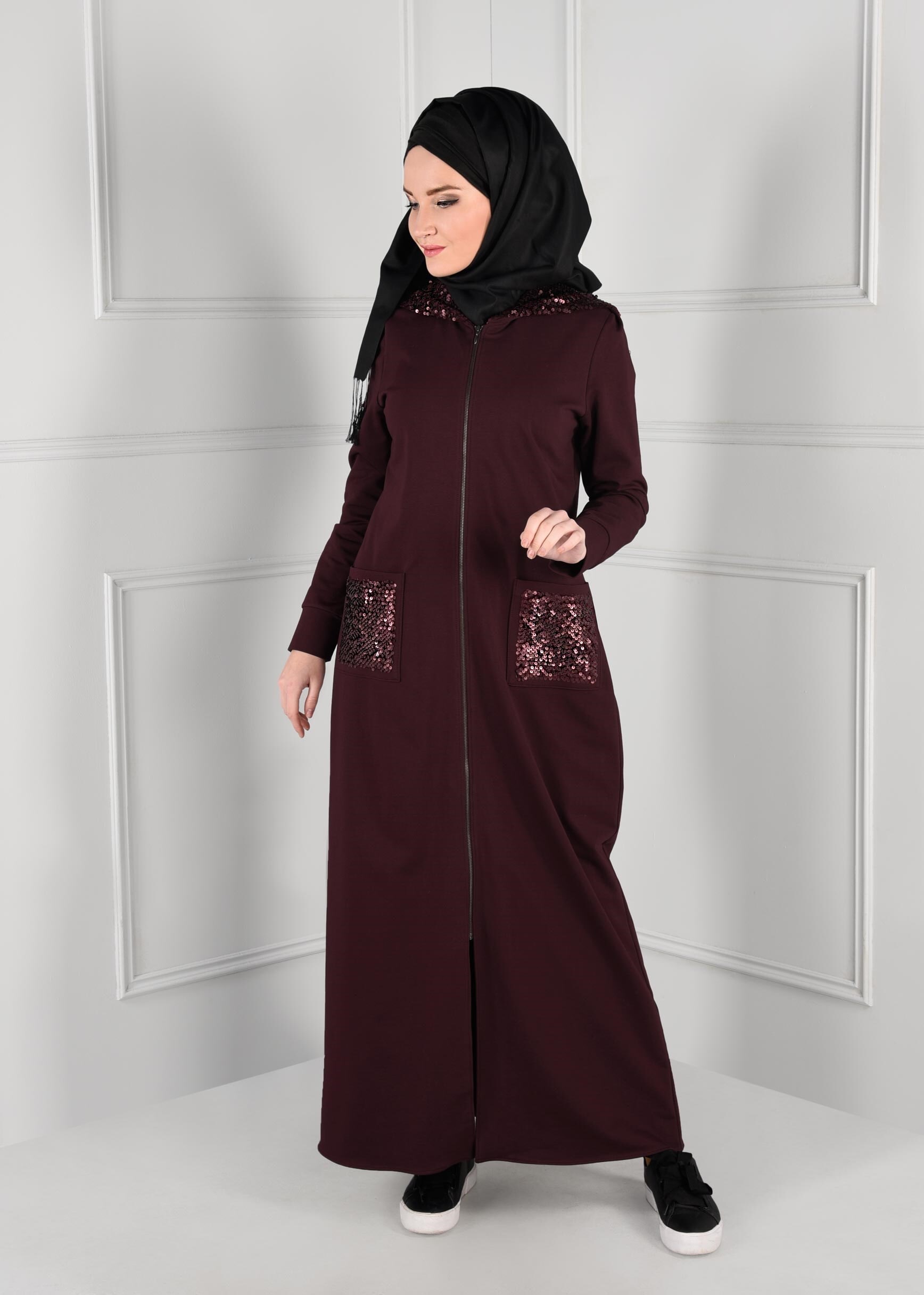 Tesettür giyim BORDO KAPÜŞONLU PAYETLİ FERMUARLI EŞOFMAN TUNİK 4801