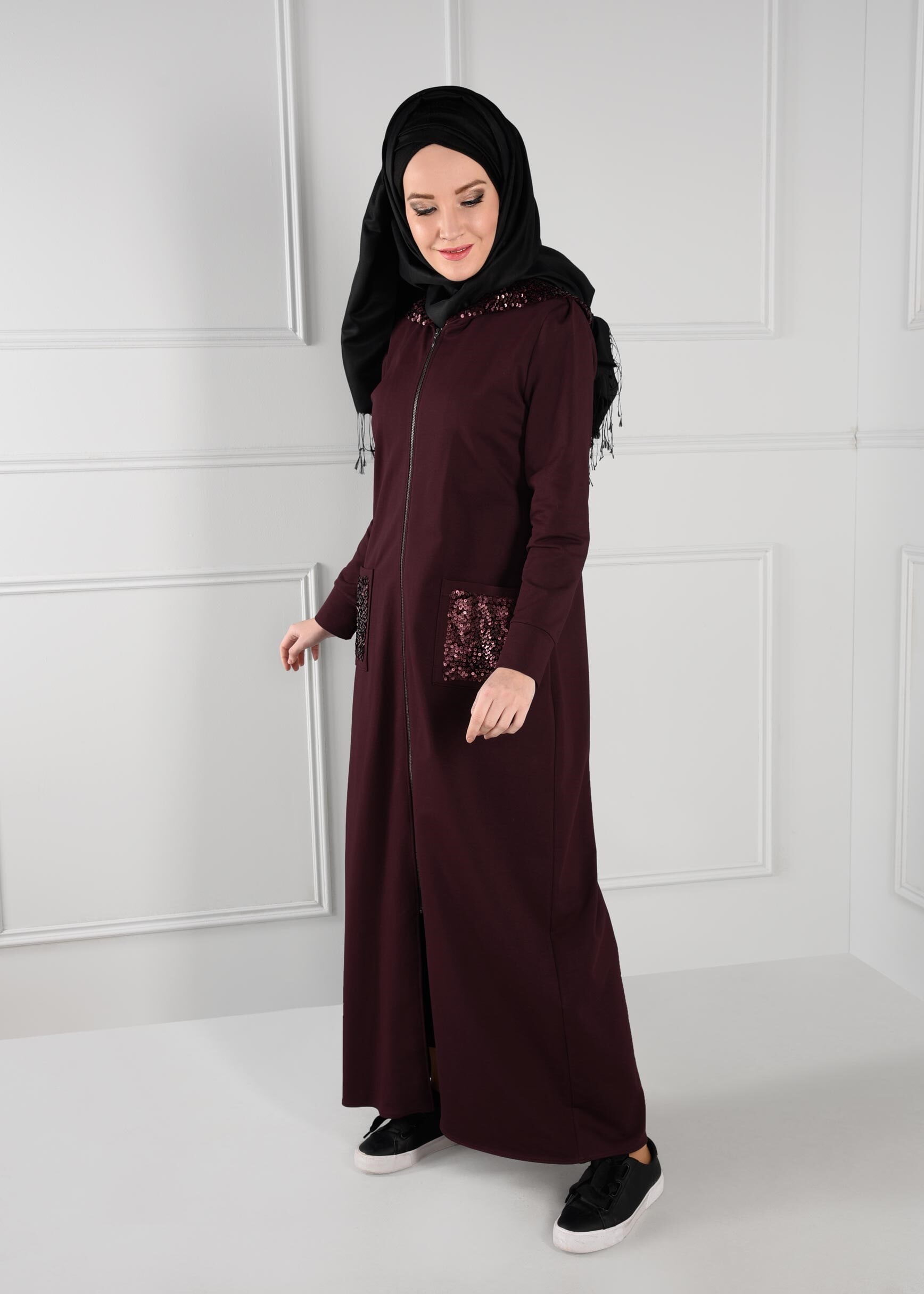 Tesettür giyim BORDO KAPÜŞONLU PAYETLİ FERMUARLI EŞOFMAN TUNİK 4801