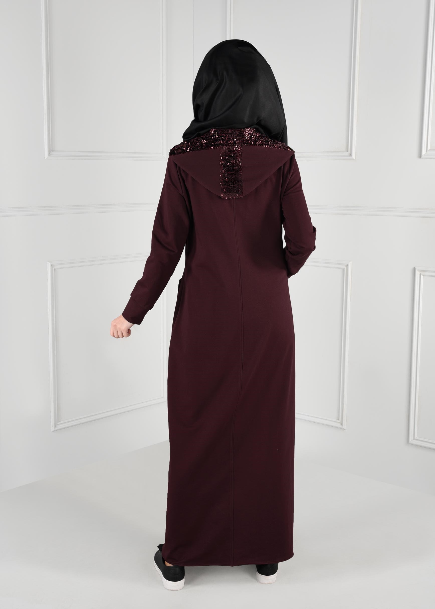 Tesettür giyim BORDO KAPÜŞONLU PAYETLİ FERMUARLI EŞOFMAN TUNİK 4801
