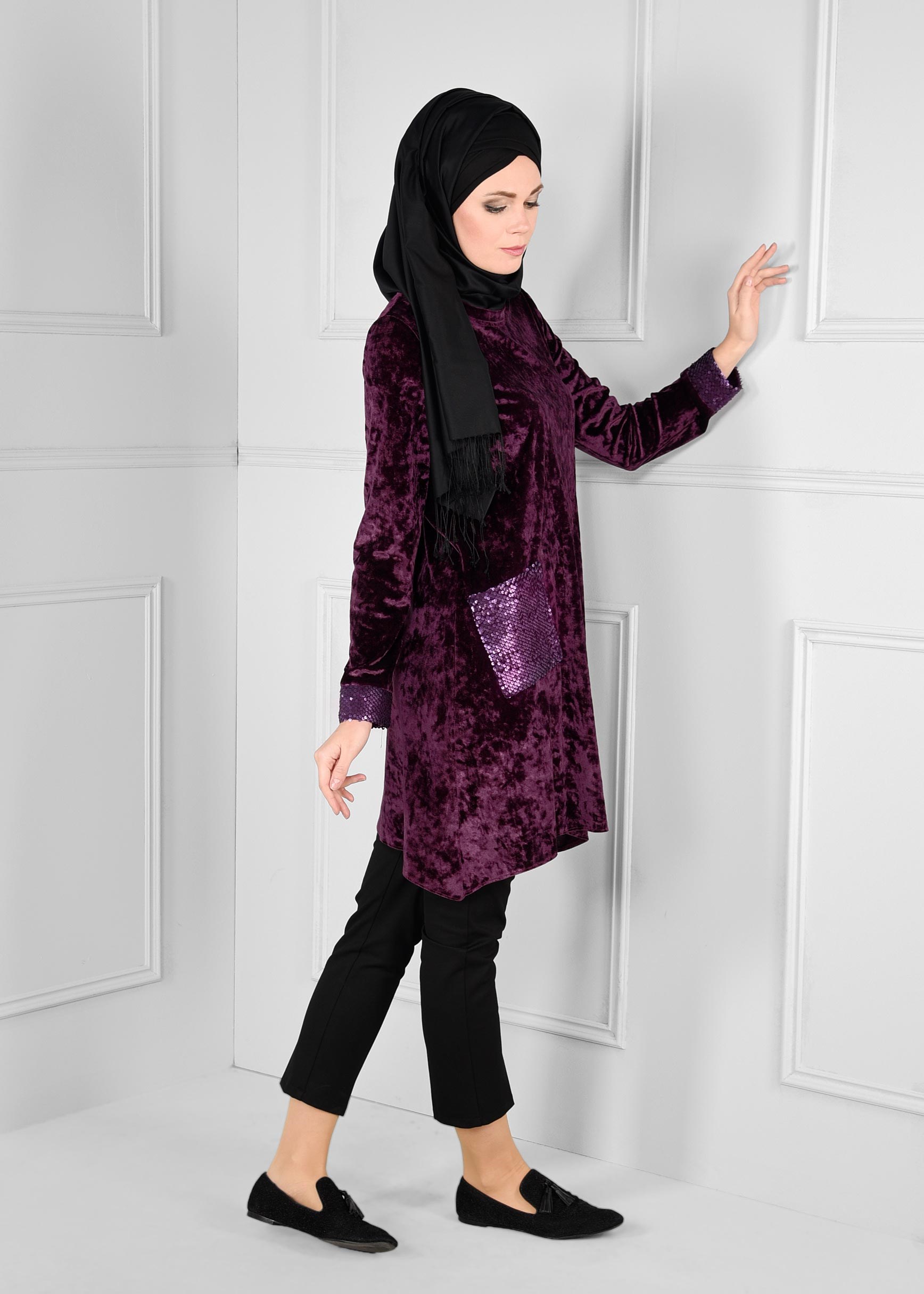 Tesettür giyim MÜRDÜM PAYET İŞLEMELİ CEPLİ KADİFE EŞOFMAN TUNİK 4803 