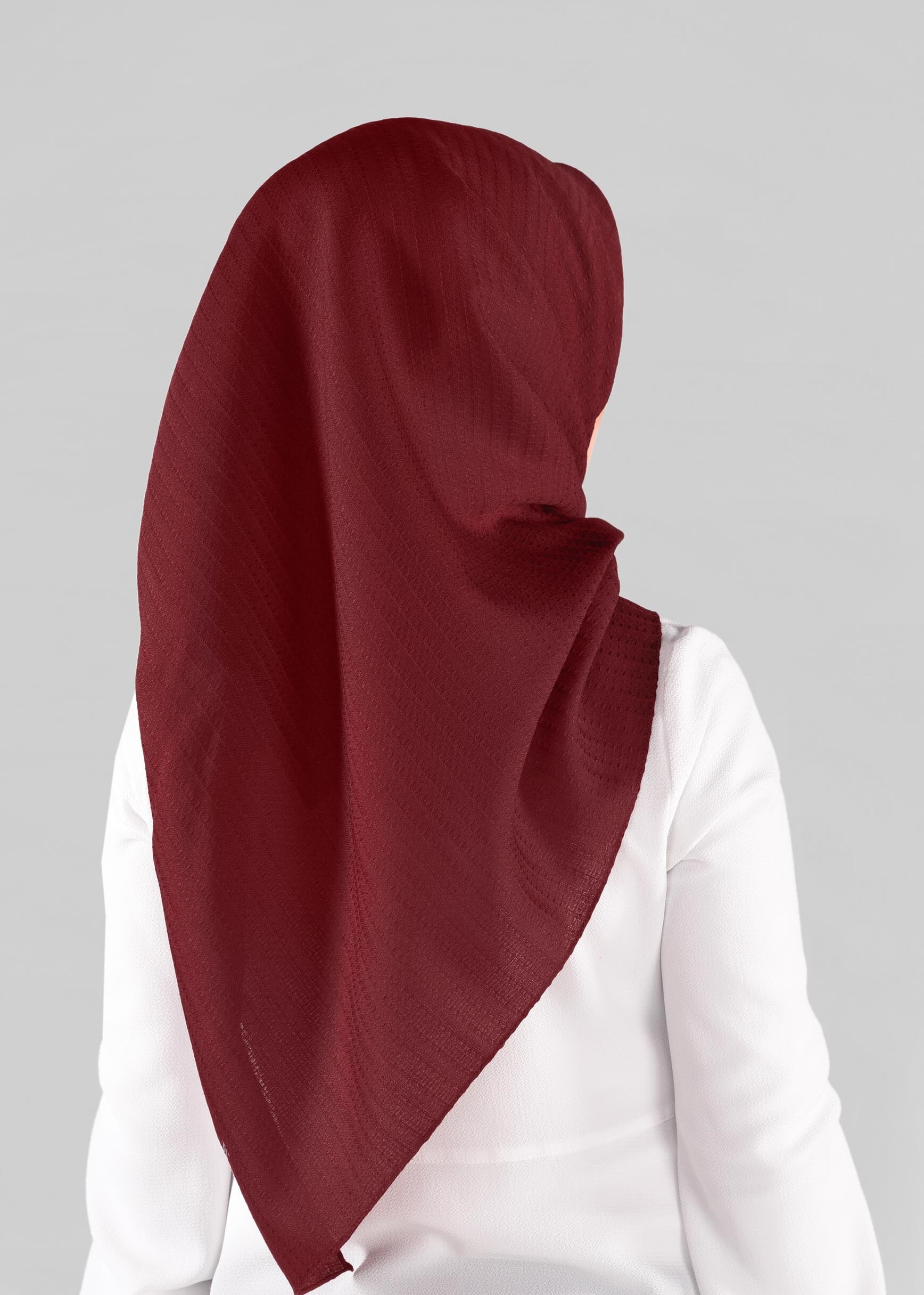 Tesettür giyim BORDO 9880 ALVİNA KENDİNDEN DESENLİ EŞARP