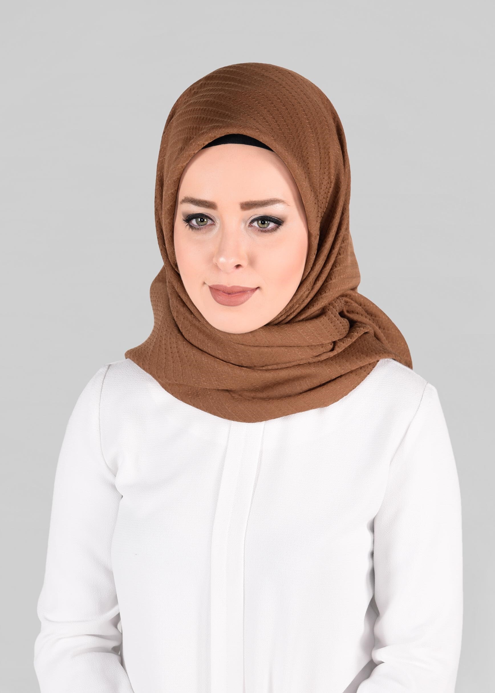 Tesettür giyim TABA 9880 ALVİNA KENDİNDEN DESENLİ EŞARP