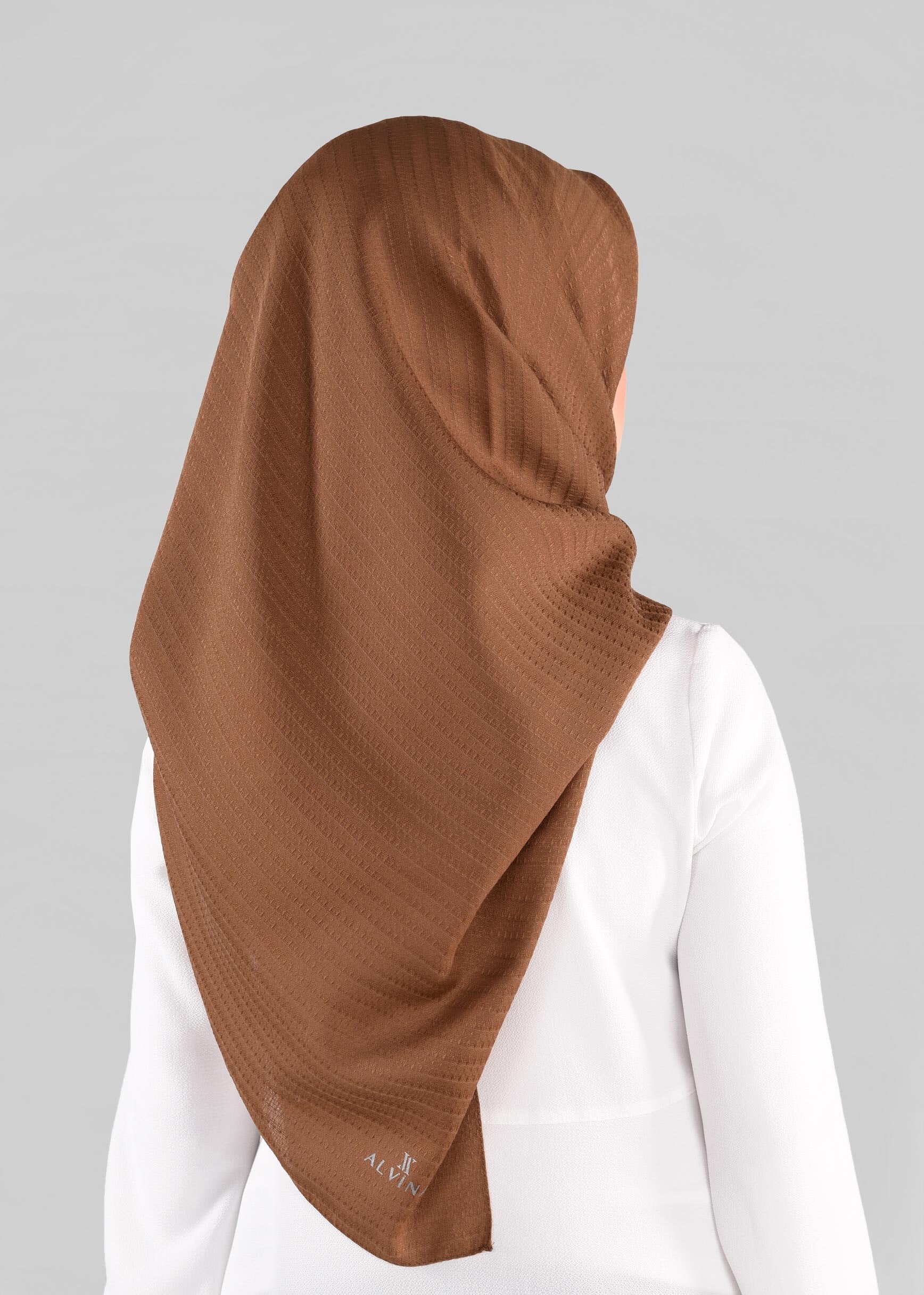 Tesettür giyim TABA 9880 ALVİNA KENDİNDEN DESENLİ EŞARP