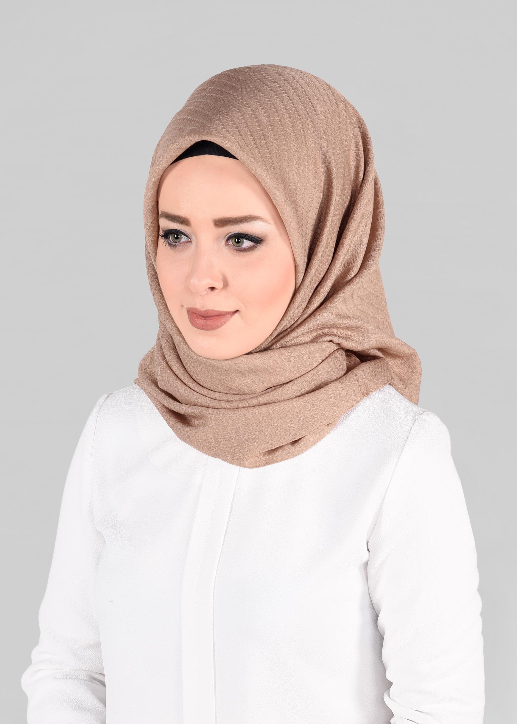 Tesettür giyim KAHVE 9880 ALVİNA KENDİNDEN DESENLİ EŞARP