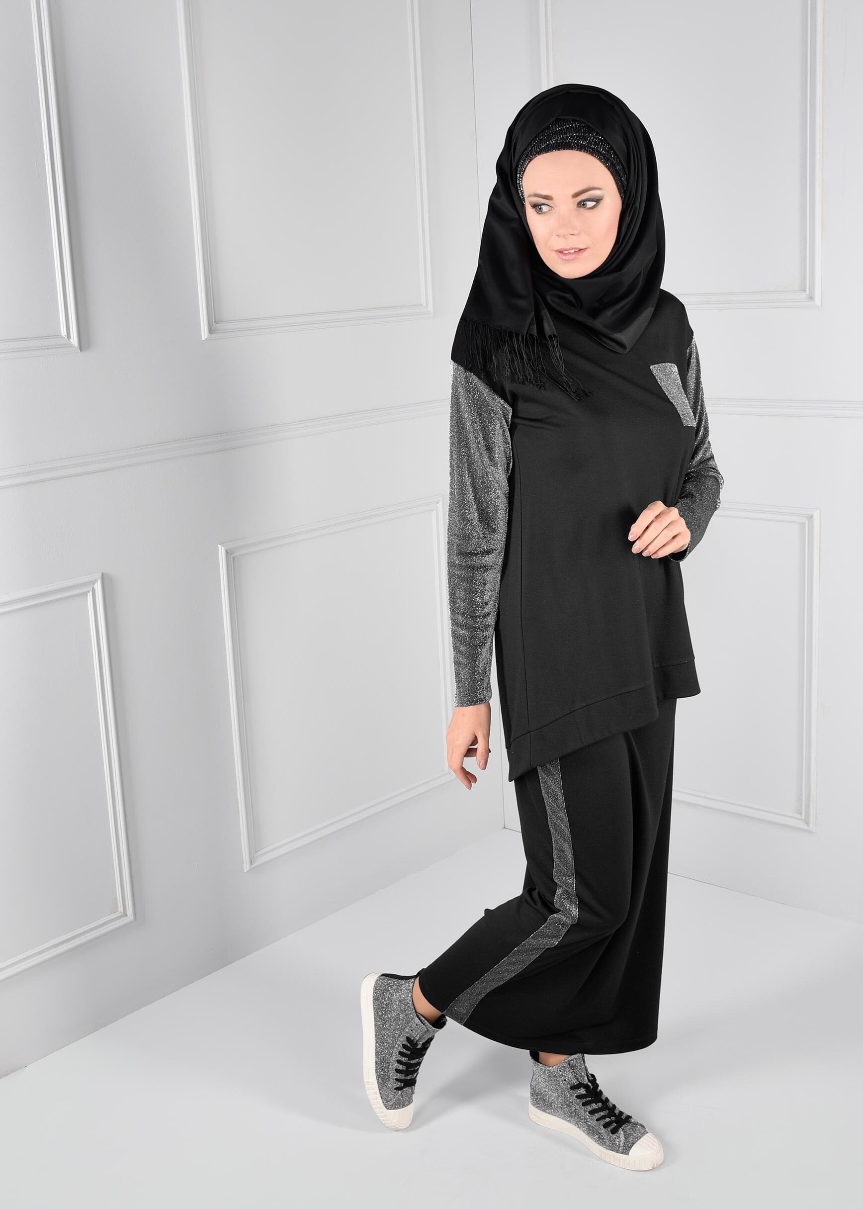 Tesettür giyim SİYAH YANLARI SİMLİ BİYE DETAYLI BELİ LASTİKLİ ETEK 6086