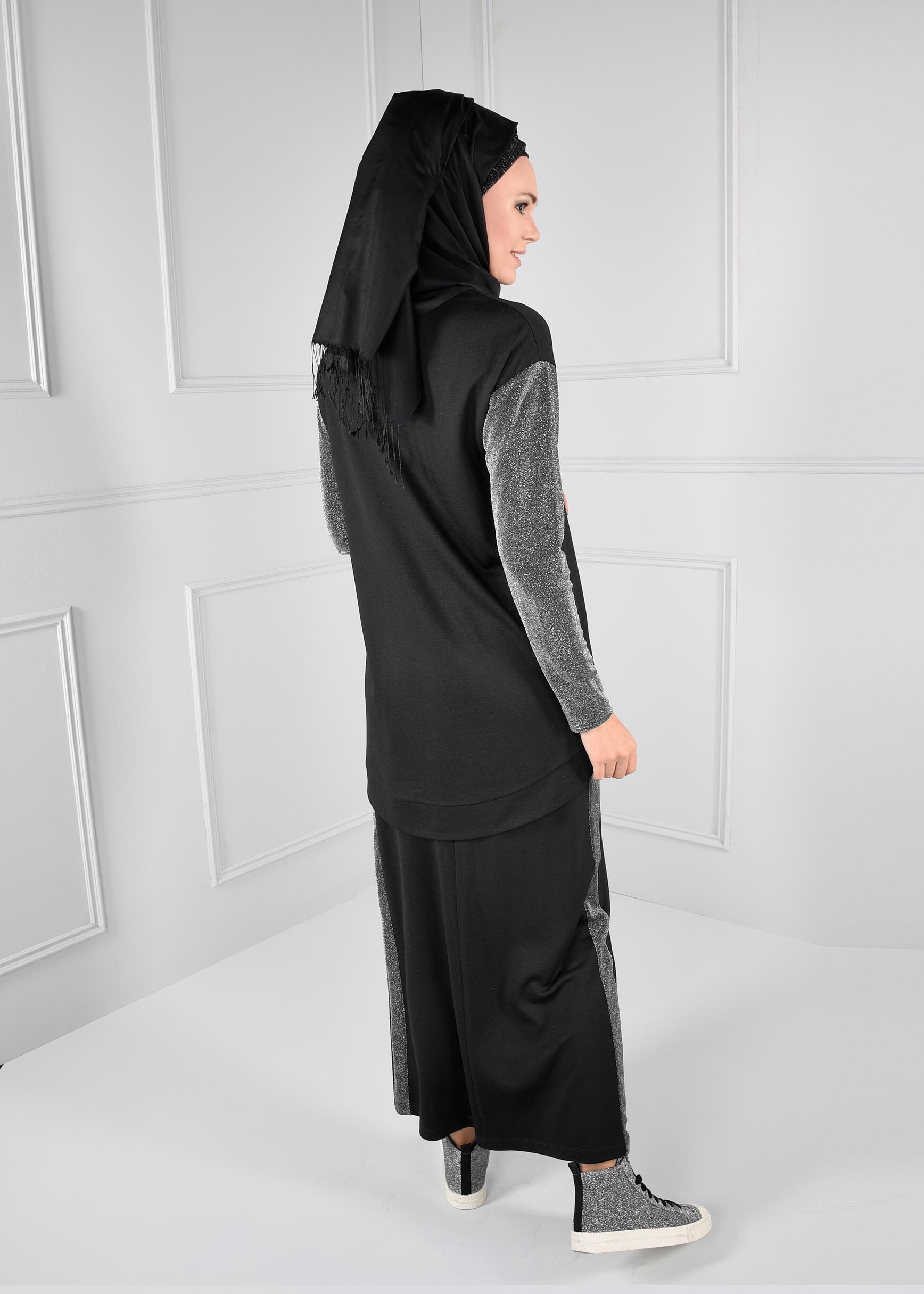 Tesettür giyim SİYAH YANLARI SİMLİ BİYE DETAYLI BELİ LASTİKLİ ETEK 6086