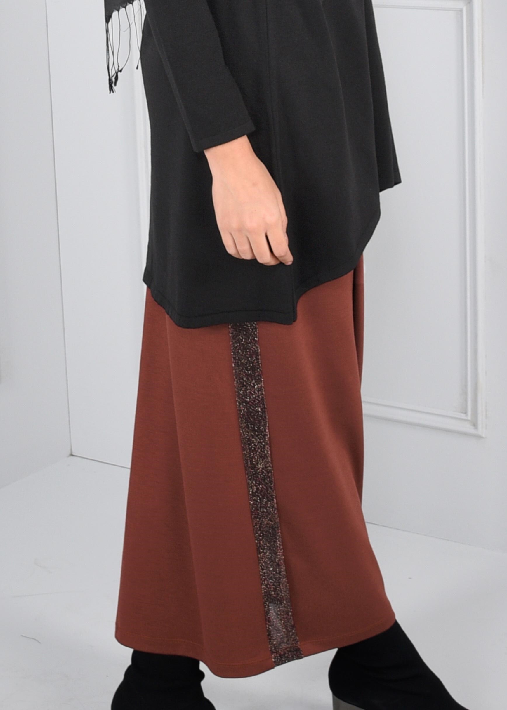 Tesettür giyim TURUNCU YANLARI SİMLİ BİYE DETAYLI BELİ LASTİKLİ ETEK 6086