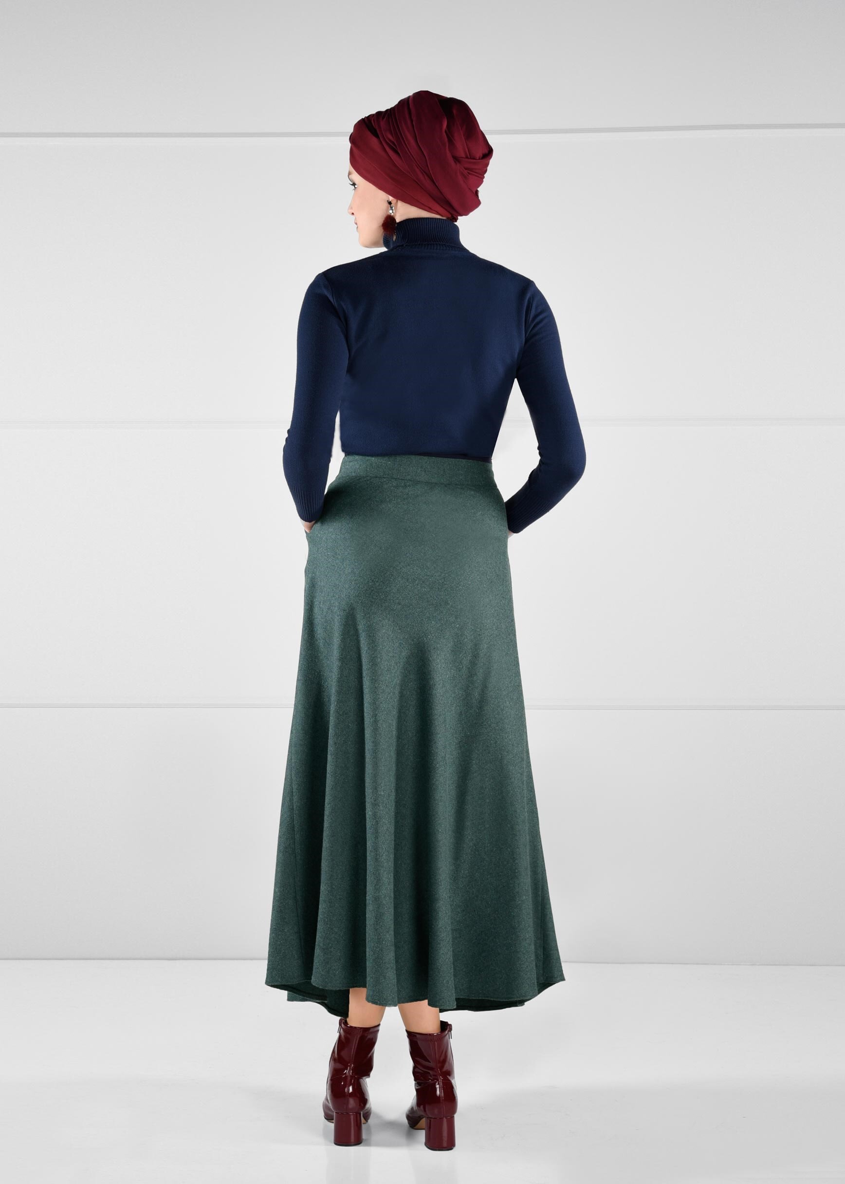 Tesettür giyim YEŞİL NAKIŞ İŞLEMELİ KLOŞ ETEK 6089 