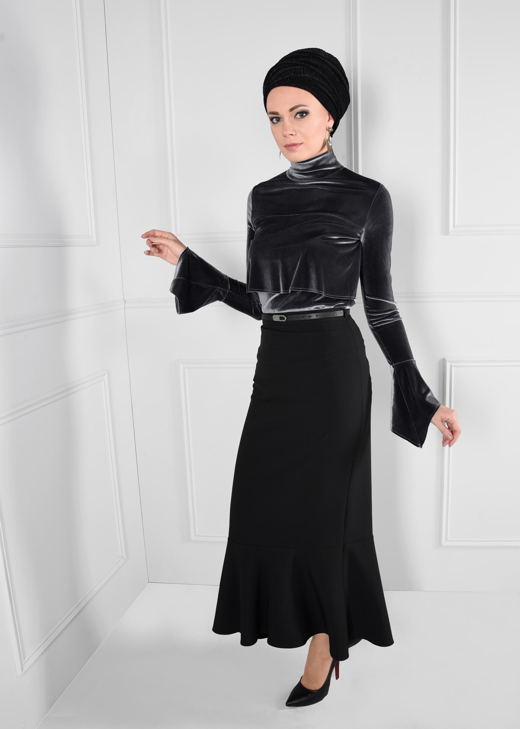 Tesettür giyim SİYAH VOLANLI ETEK 6090