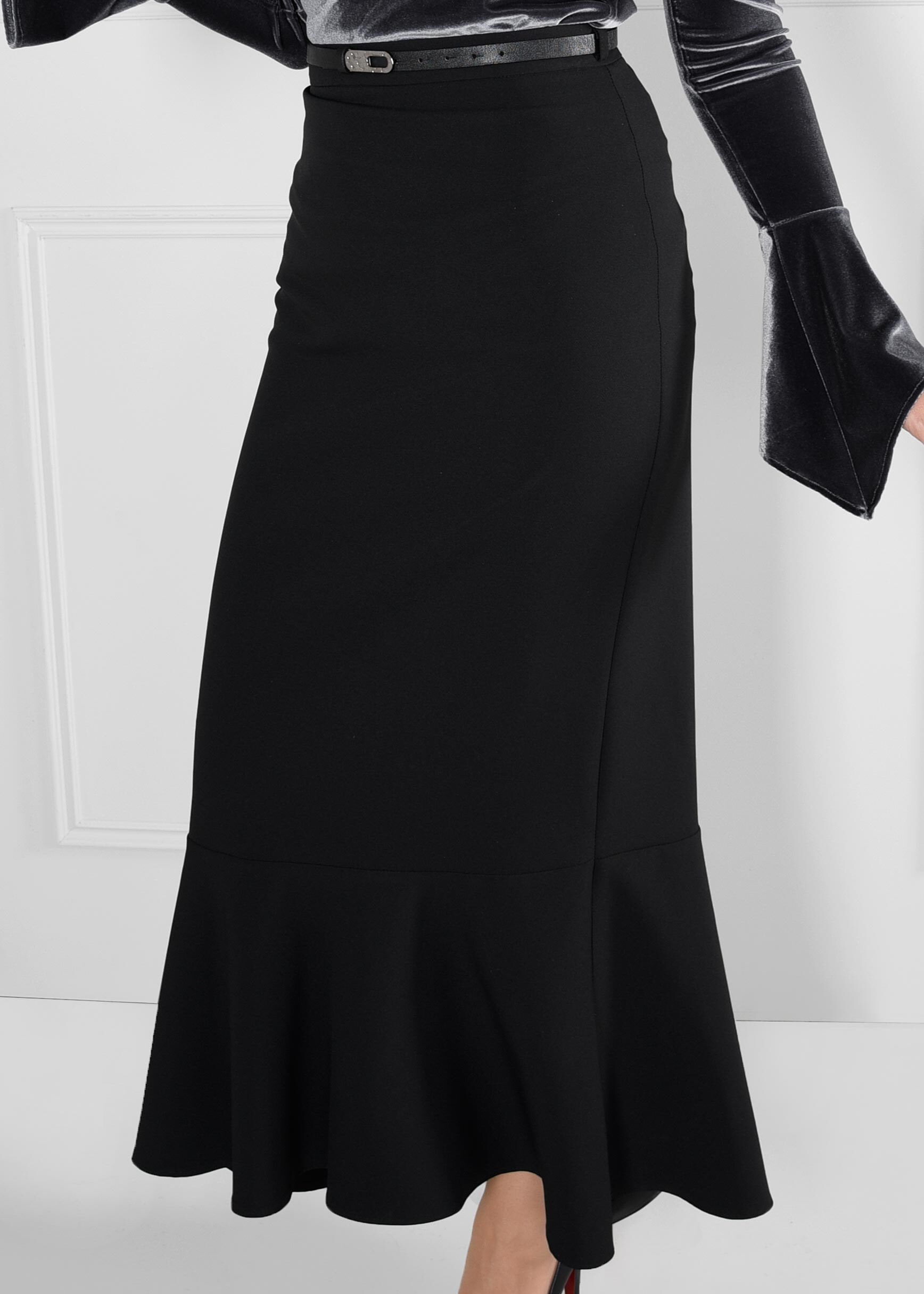 Tesettür giyim SİYAH VOLANLI ETEK 6090