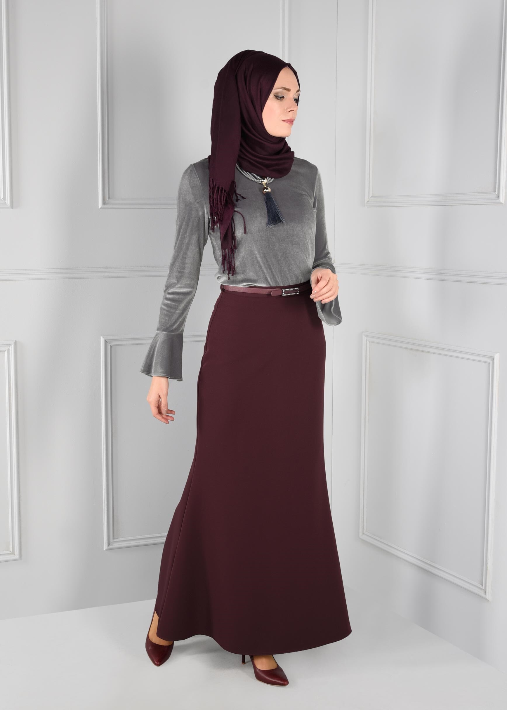 Tesettür giyim BORDO BALIK KESİM KEMERLİ ETEK 6091
