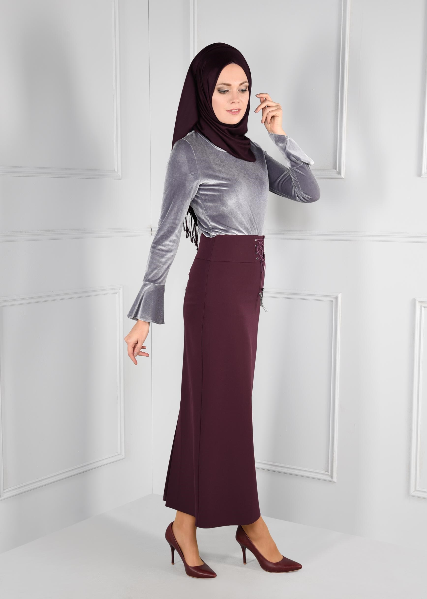 Tesettür giyim MOR BELİ KUŞ GÖZÜ BAĞCIK DETAYLI GİZLİ YIRTMAÇLI DÜZ KESİM ETEK 6092