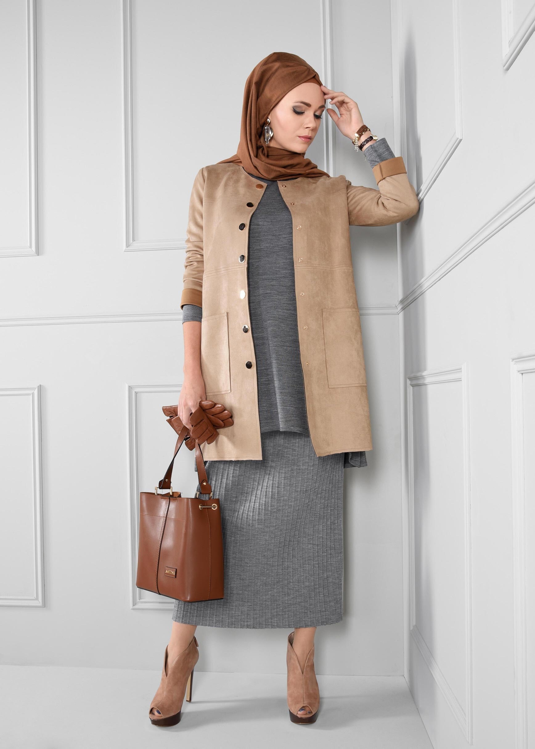 Tesettür giyim GRİ PİLELİ TRİKO ETEK 6094