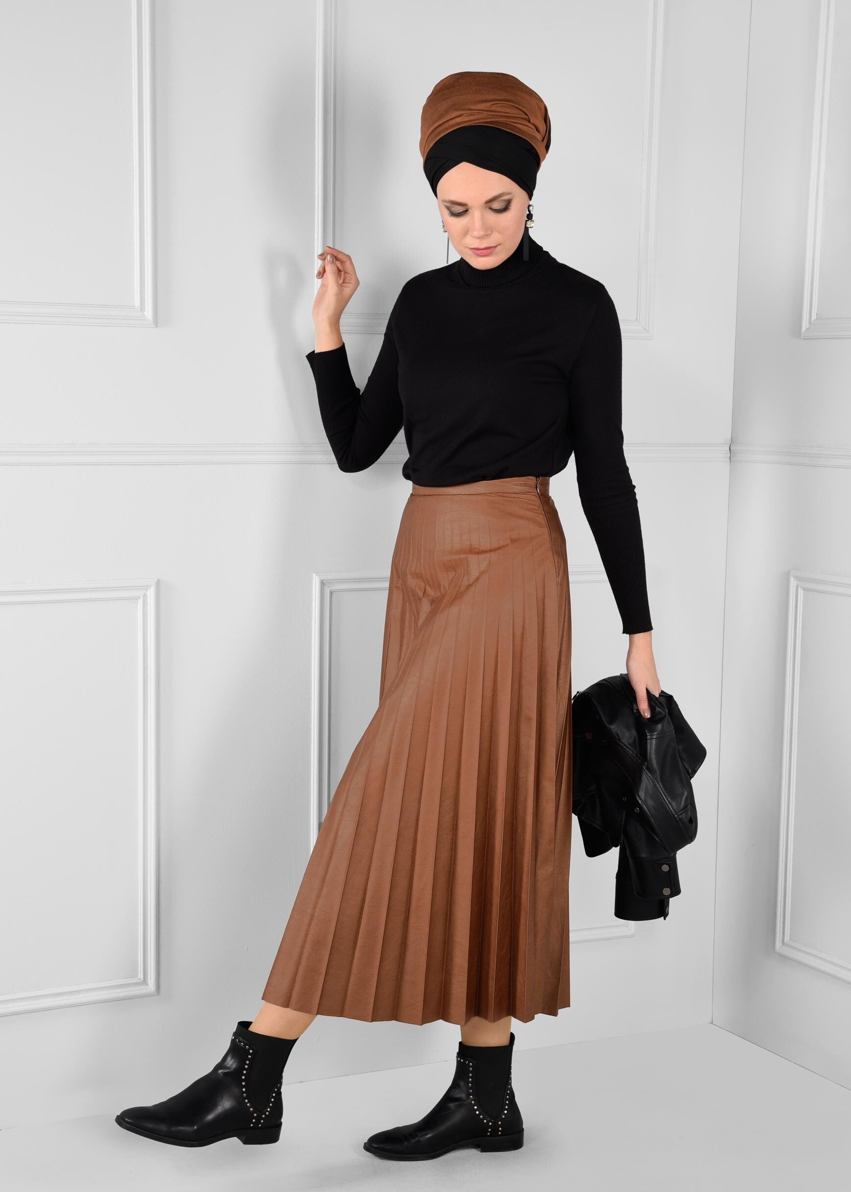 Tesettür giyim KAHVE PİLİSELİ DERİ ETEK 6096