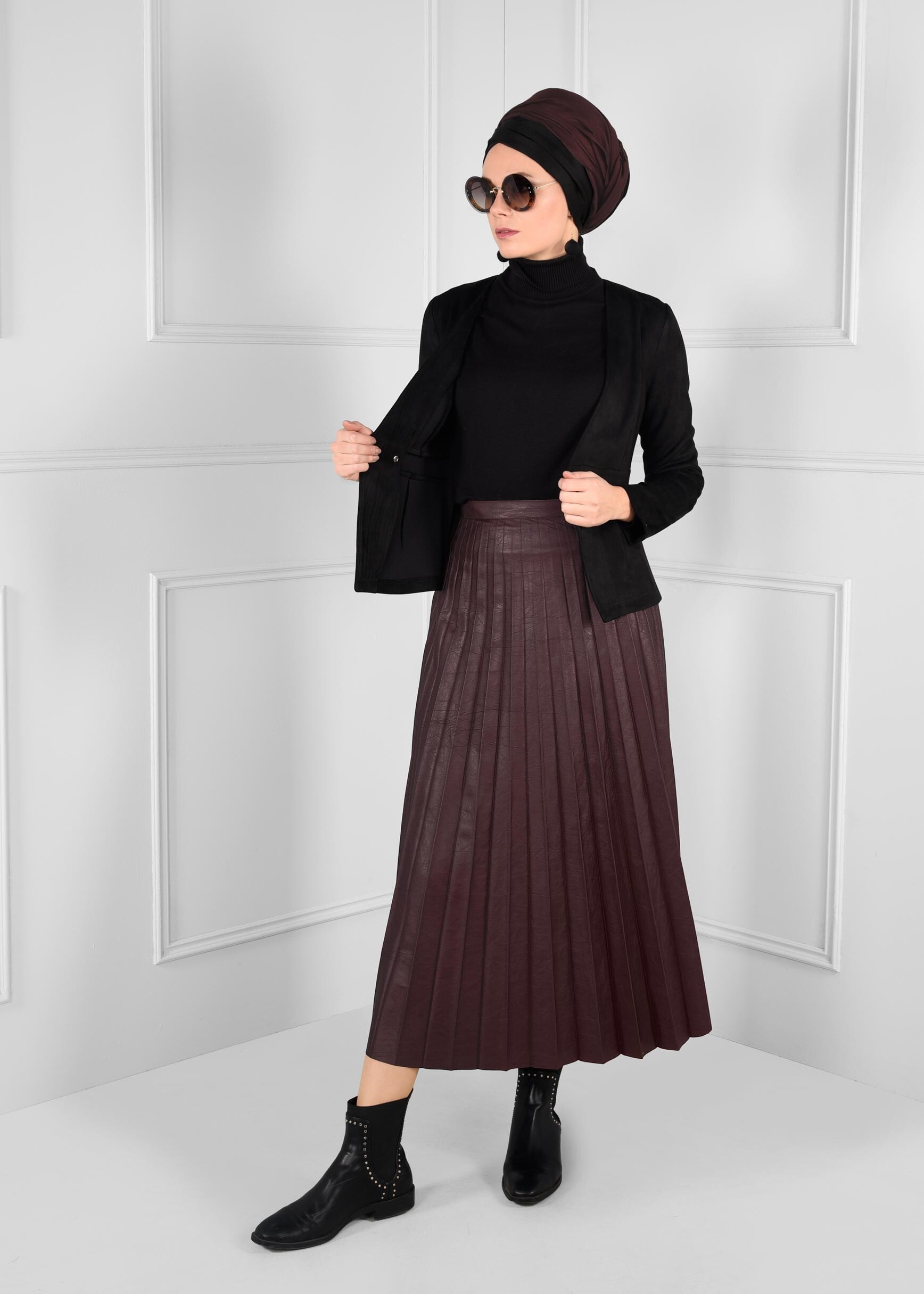Tesettür giyim MÜRDÜM PİLİSELİ DERİ ETEK 6096