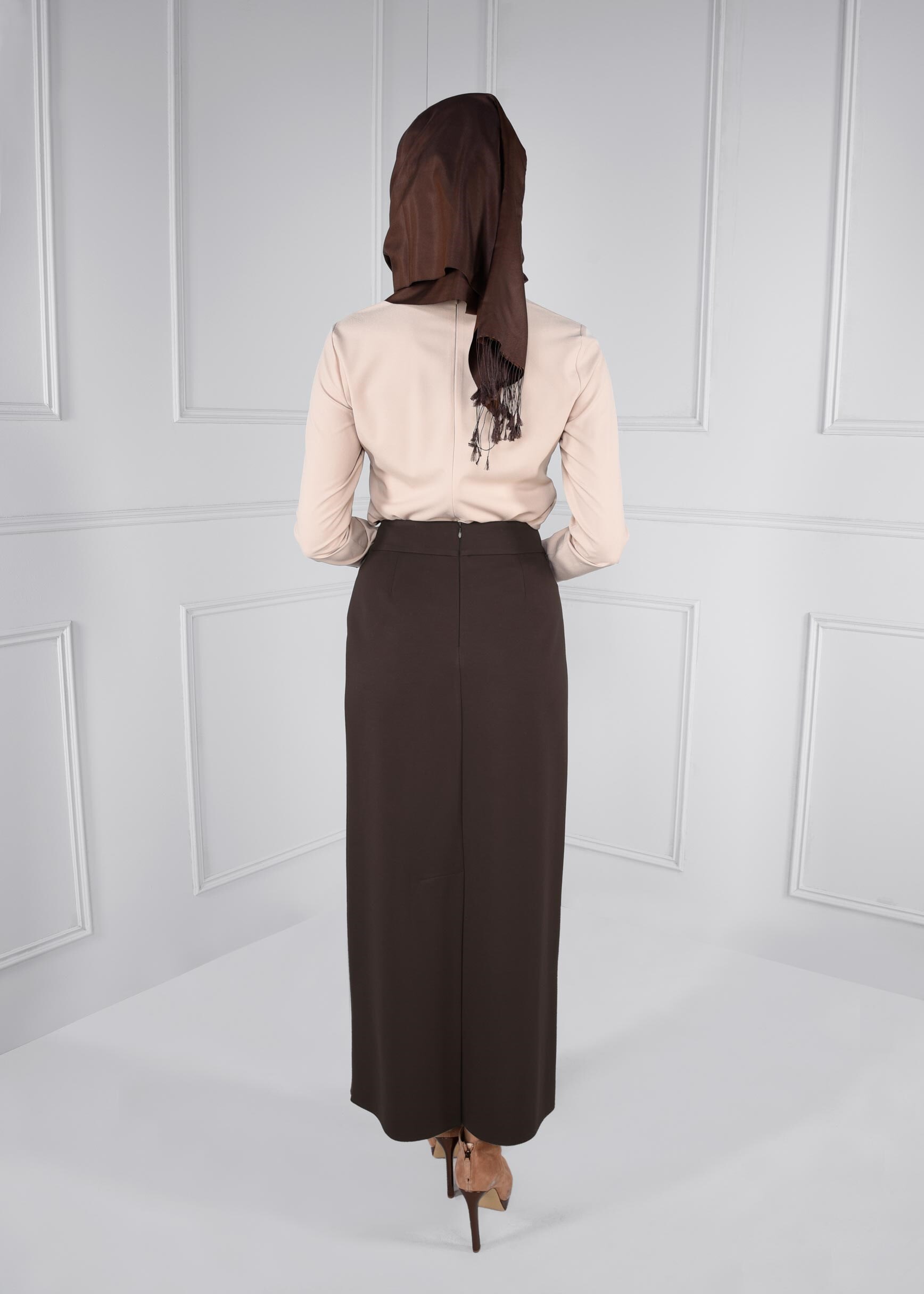 Tesettür giyim KAHVE BELDEN ZİNCİR DETAYLI GİZLİ YIRTMAÇLI ETEK 6098